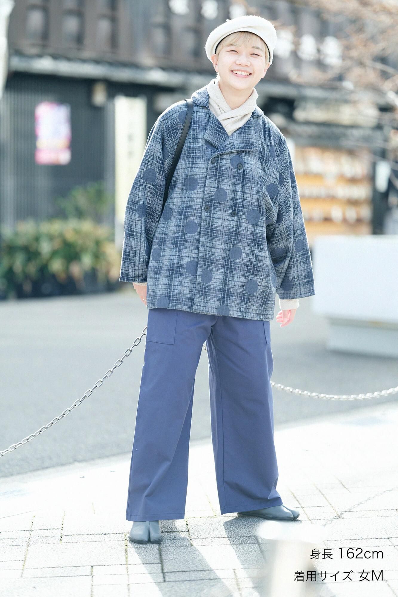 伸人字形斜紋織方袋寬褲/深藍色