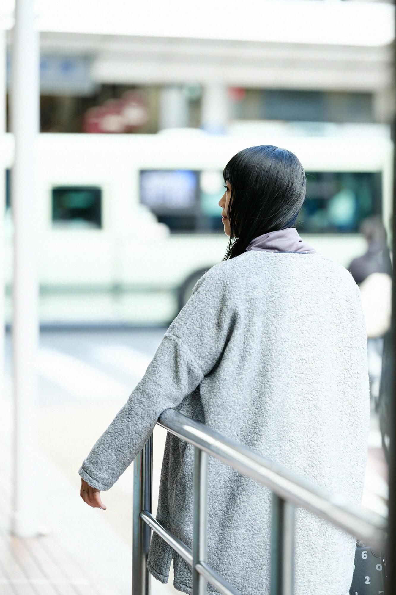 Boa italien Boa V-Neck Light Tunic Coat / Ginnezu