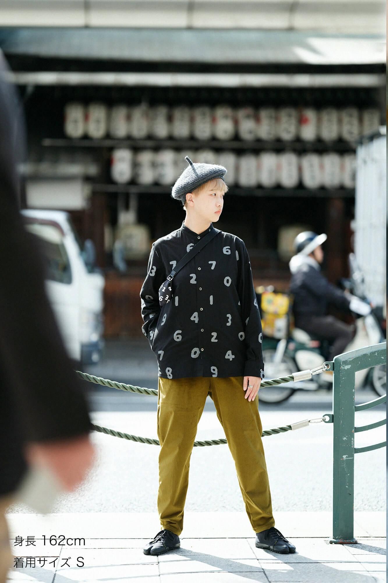 起毛斜紋織 20/20 立領長袖襯衫/SO-SU-U十數 黑色