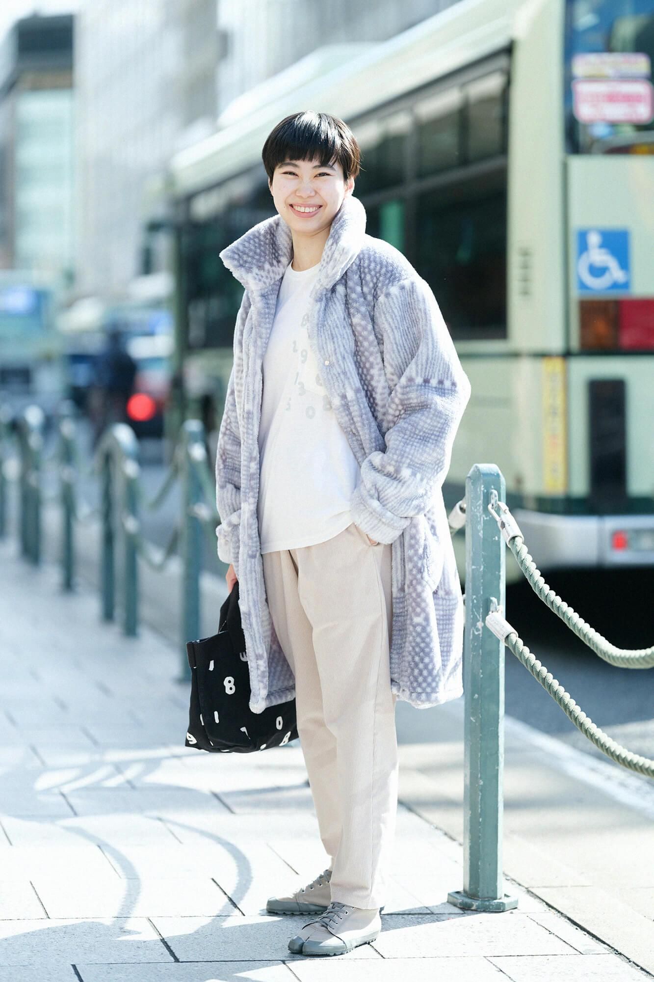 ウォッシャブルウール天竺 長袖ポケットTシャツ/鳥の子色(とりのこいろ)