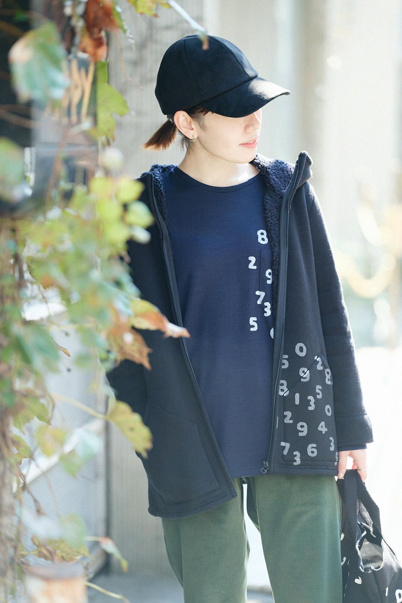 ウォッシャブルウール天竺 長袖ポケットTシャツ/深紺(しんこん)