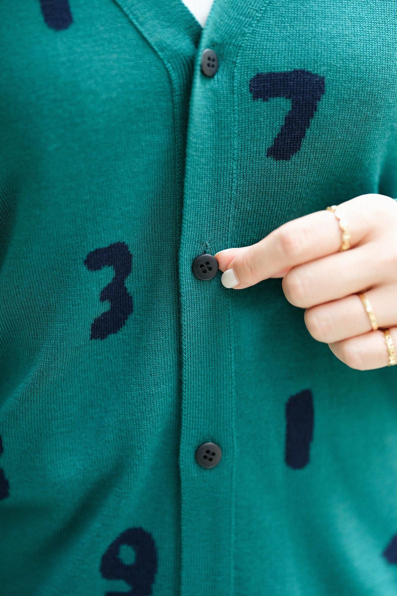 Super 140's Jacquard-Cardigan/SO-SU-U Tokiwa-Farbe