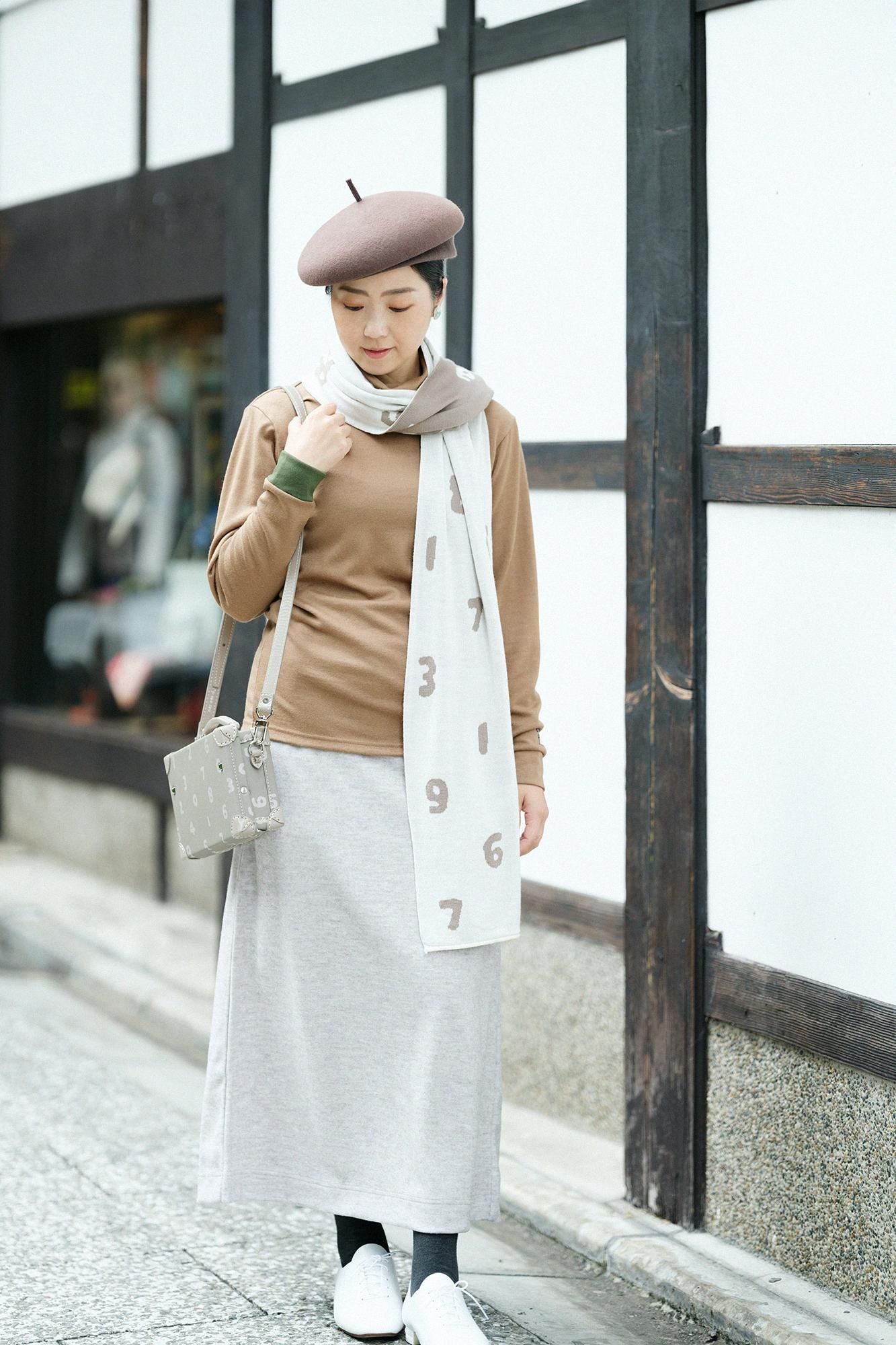 スーパー140'sジャカード マフラー/SO-SU-U 生白(きじろ)