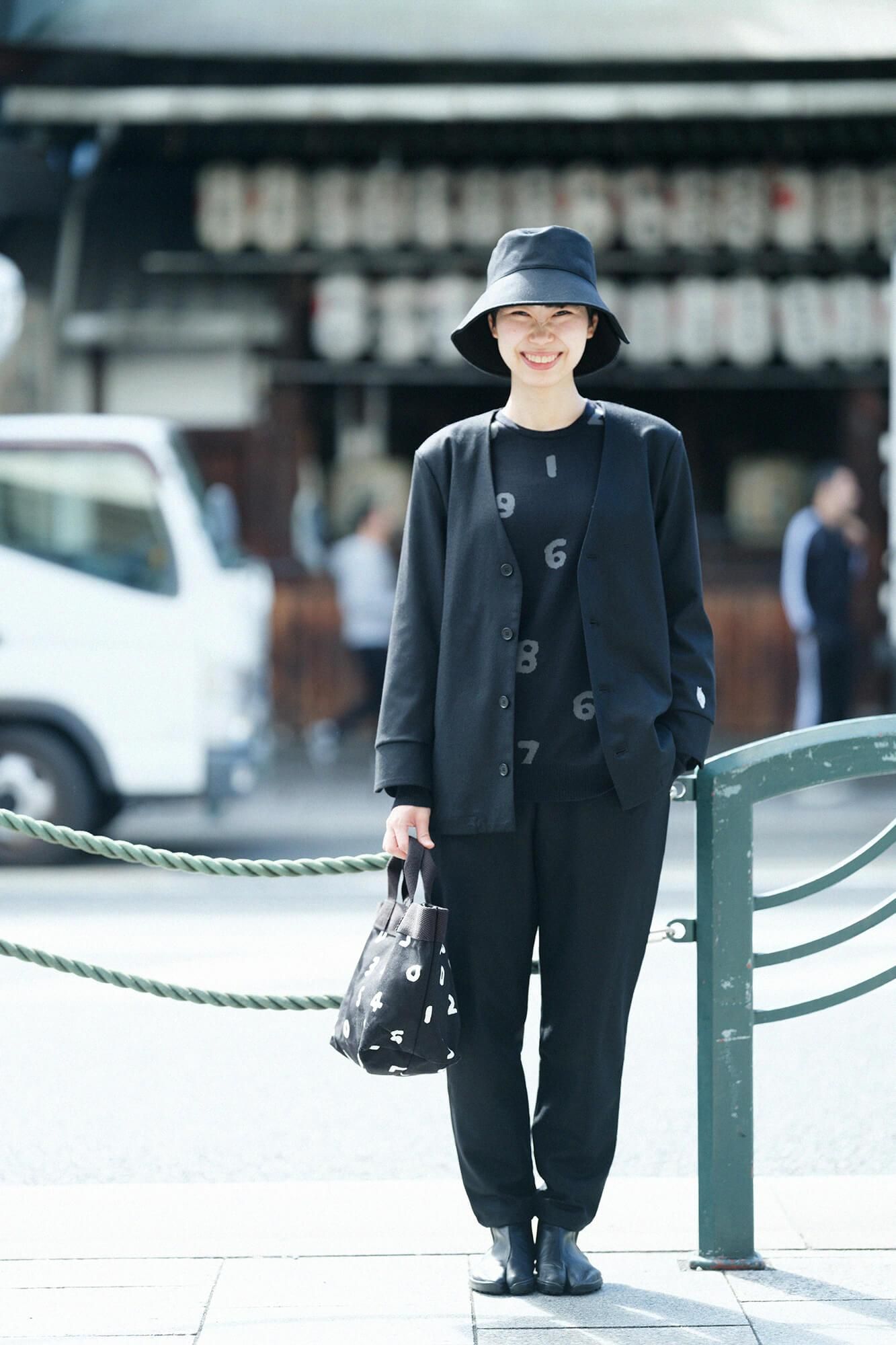 Super 100's 法蘭絨開口漁夫帽/黑色× SO-SU-U十數 昆