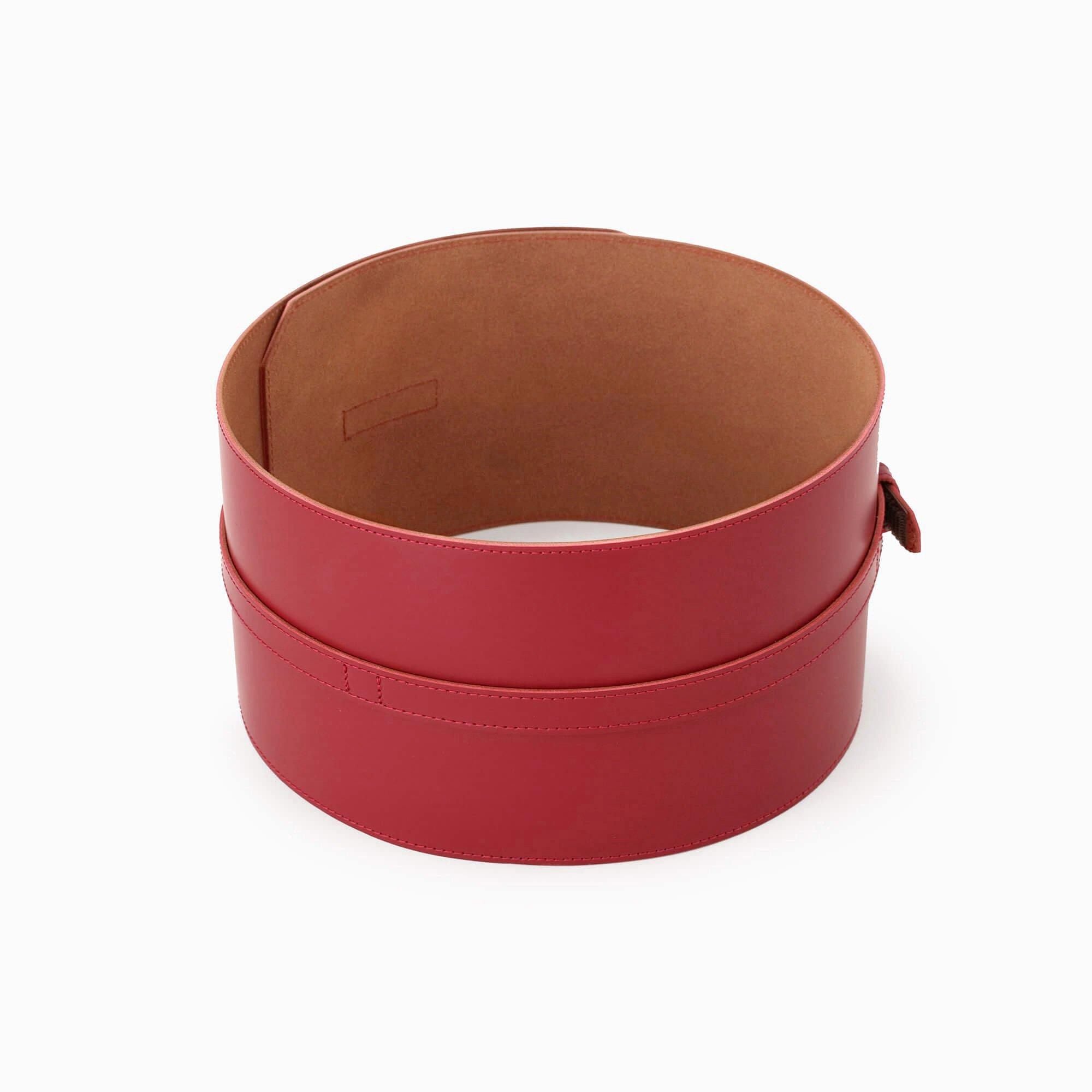 皮带大家长 /深猩红