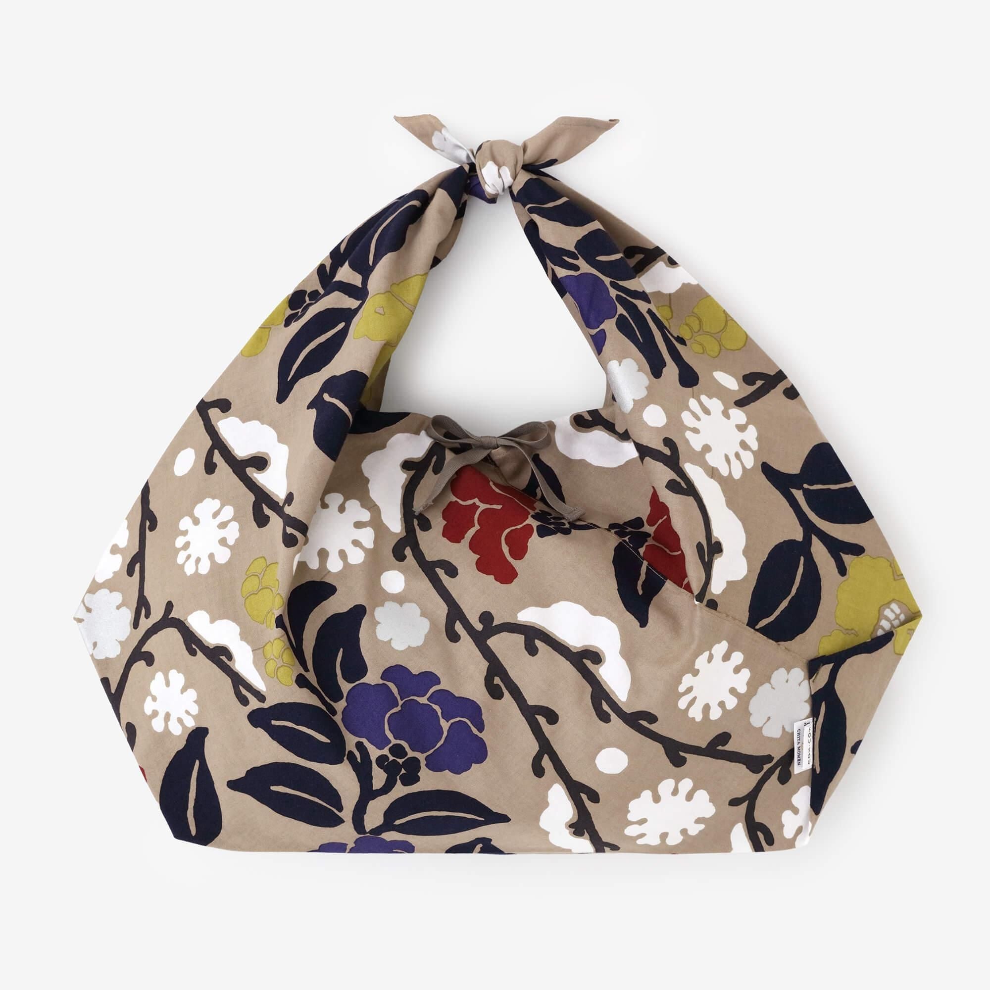 知多木綿 20/20 小巾折 穏(こはばおり おだやか)/雪持柳(ゆきもちやなぎ)に椿(つばき)