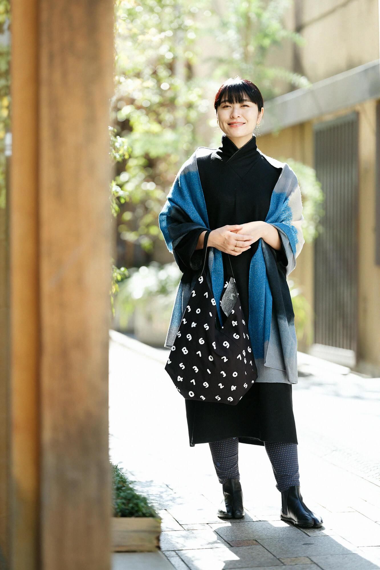 一切袋 穏(いっさいぶくろ おだやか)/SO-SU-U 濡羽色(ぬればいろ)×つくも