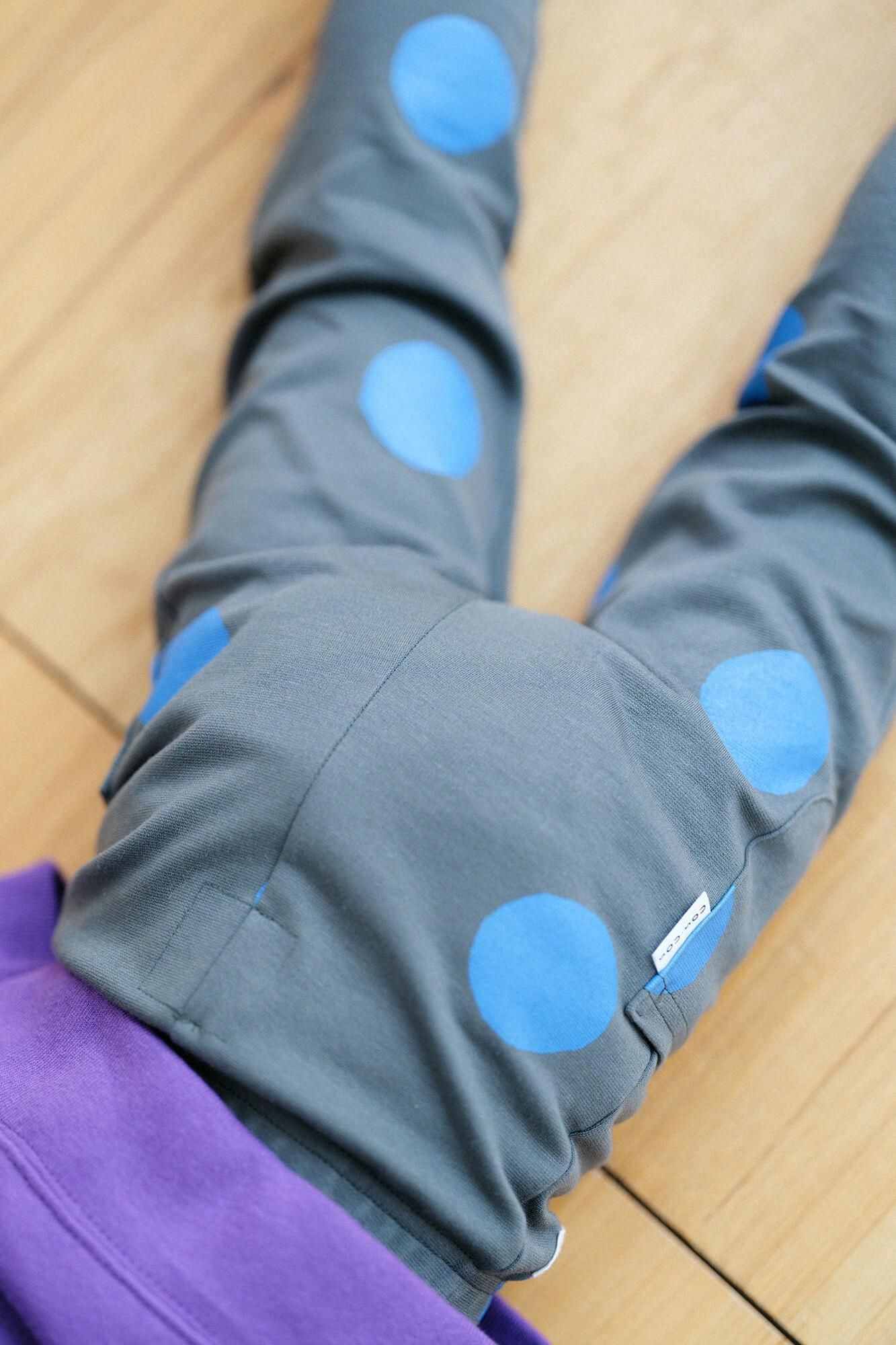 ●高密度棉針織 圖案細腿褲/圓點 間疏 深綠色