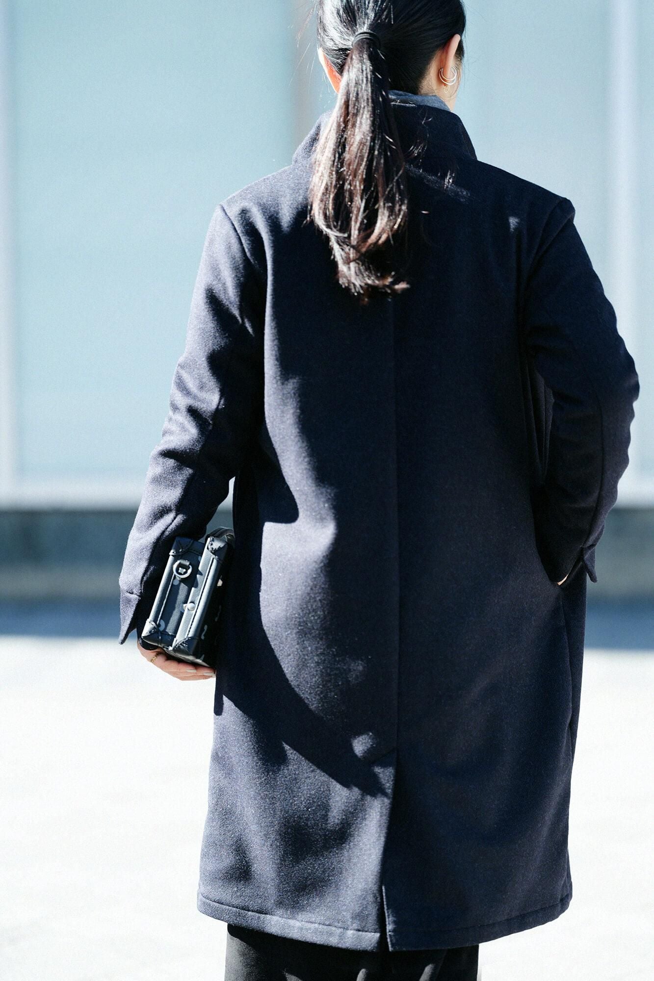 【官網限定20%OFF】羊絨混紡 梳毛 立領長外套/黑藍色(黑藍色)×茶利