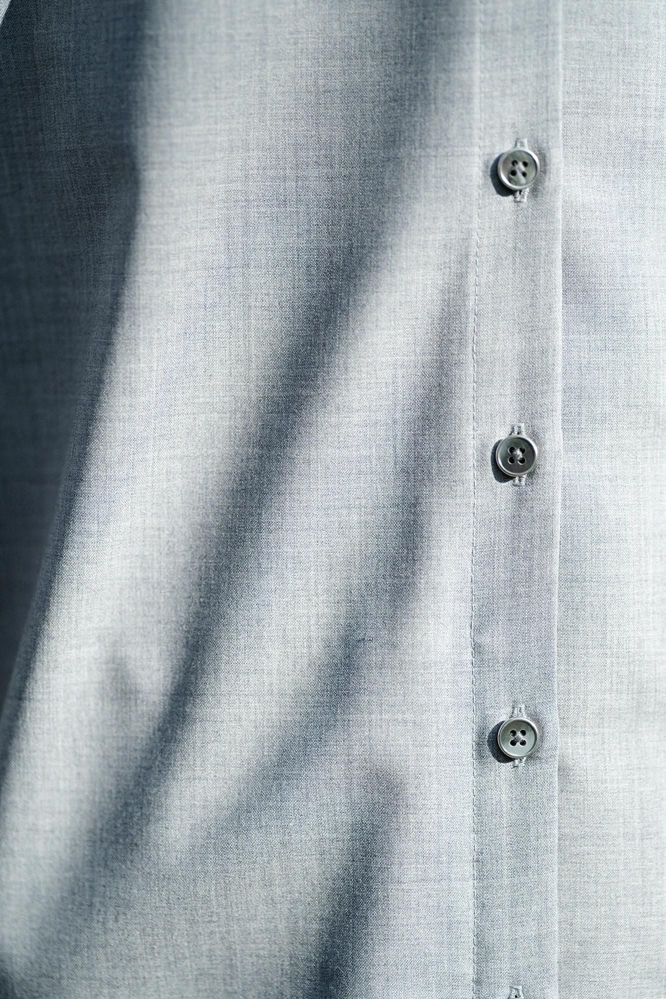 陣風靡梳毛深灰色