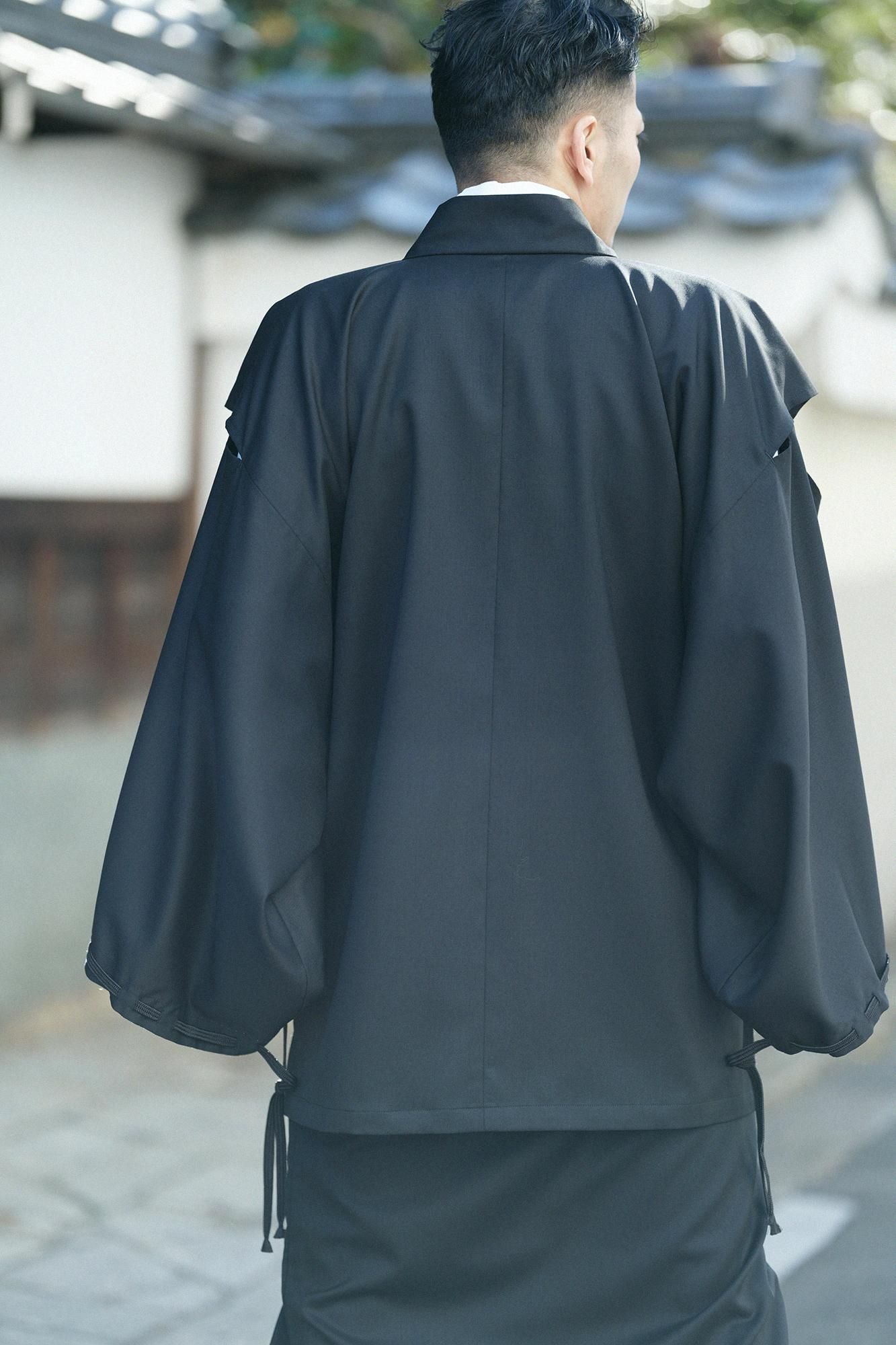 42双 梳毛(そもう) 風靡羽織(ふうびばおり) 透かし宮中袖(きゅうちゅうそで) 袷(あわせ)/濡羽色(ぬればいろ)