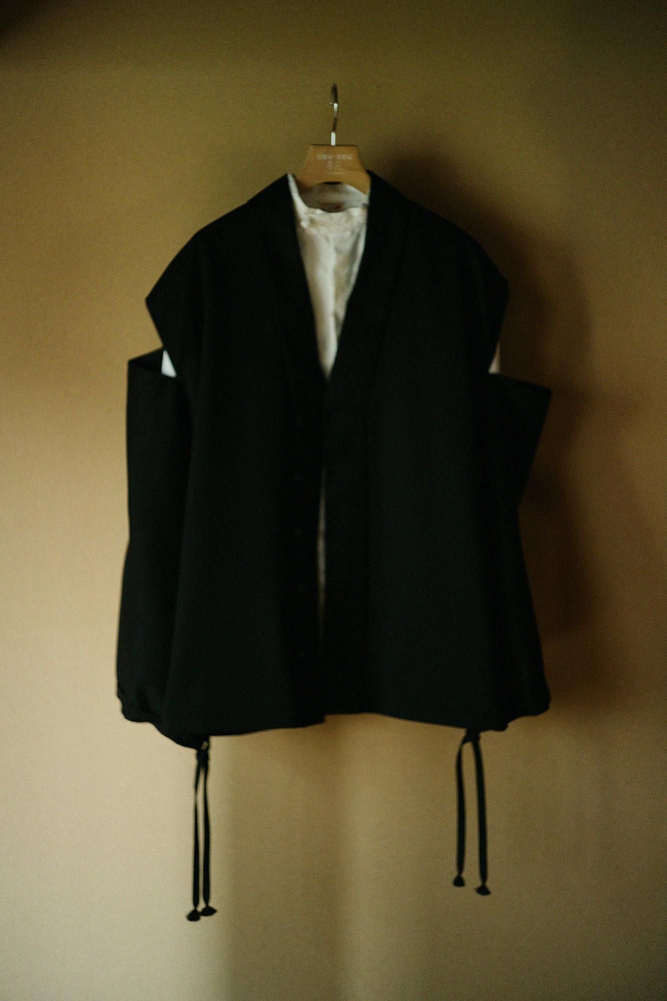 42双 梳毛(そもう) 風靡羽織(ふうびばおり) 透かし宮中袖(きゅうちゅうそで) 袷(あわせ)/濡羽色(ぬればいろ)