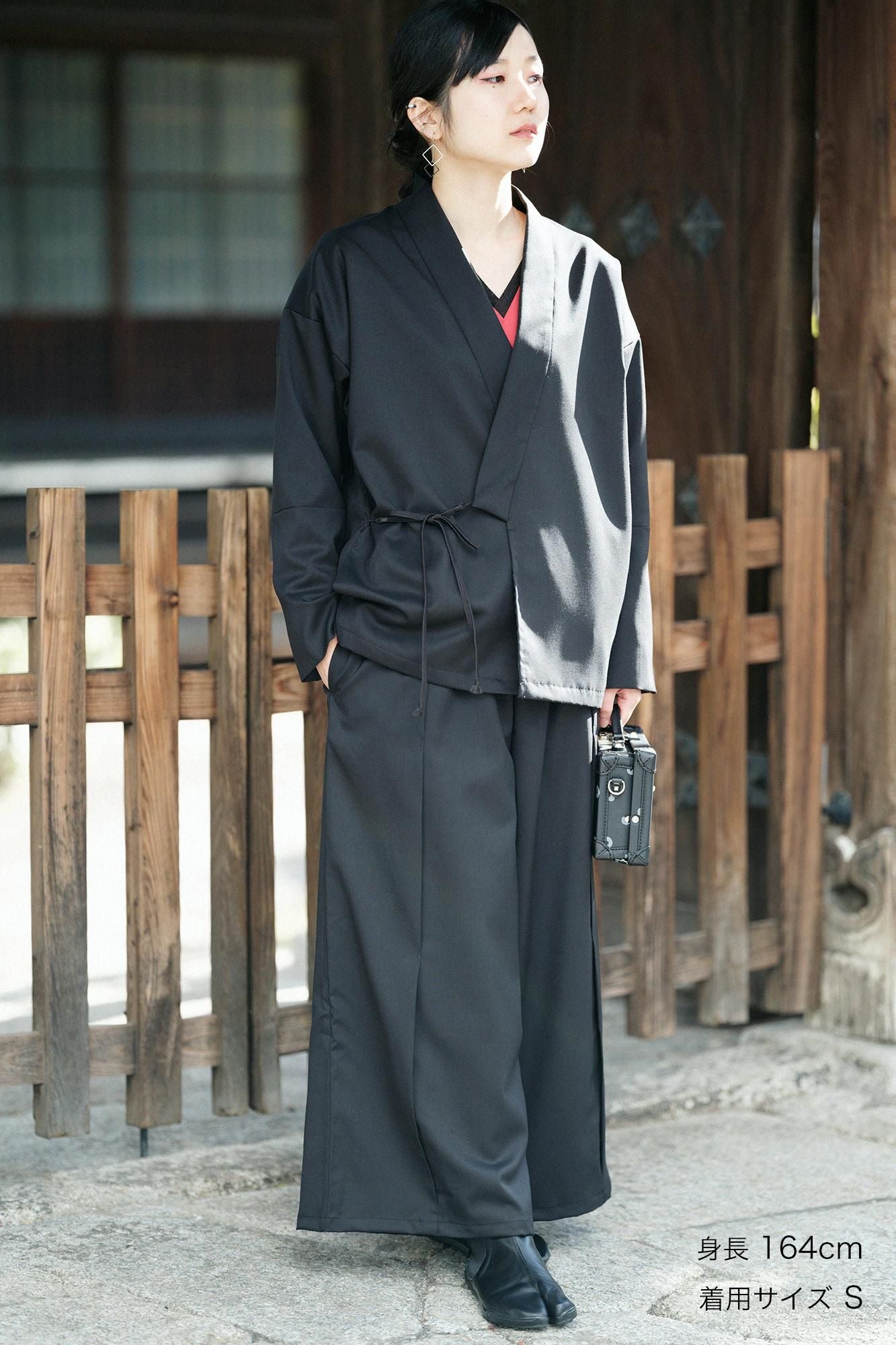 42双 梳毛(そもう) 鉄砲袖羽織(てっぽうそでばおり)/濡羽色(ぬればいろ)