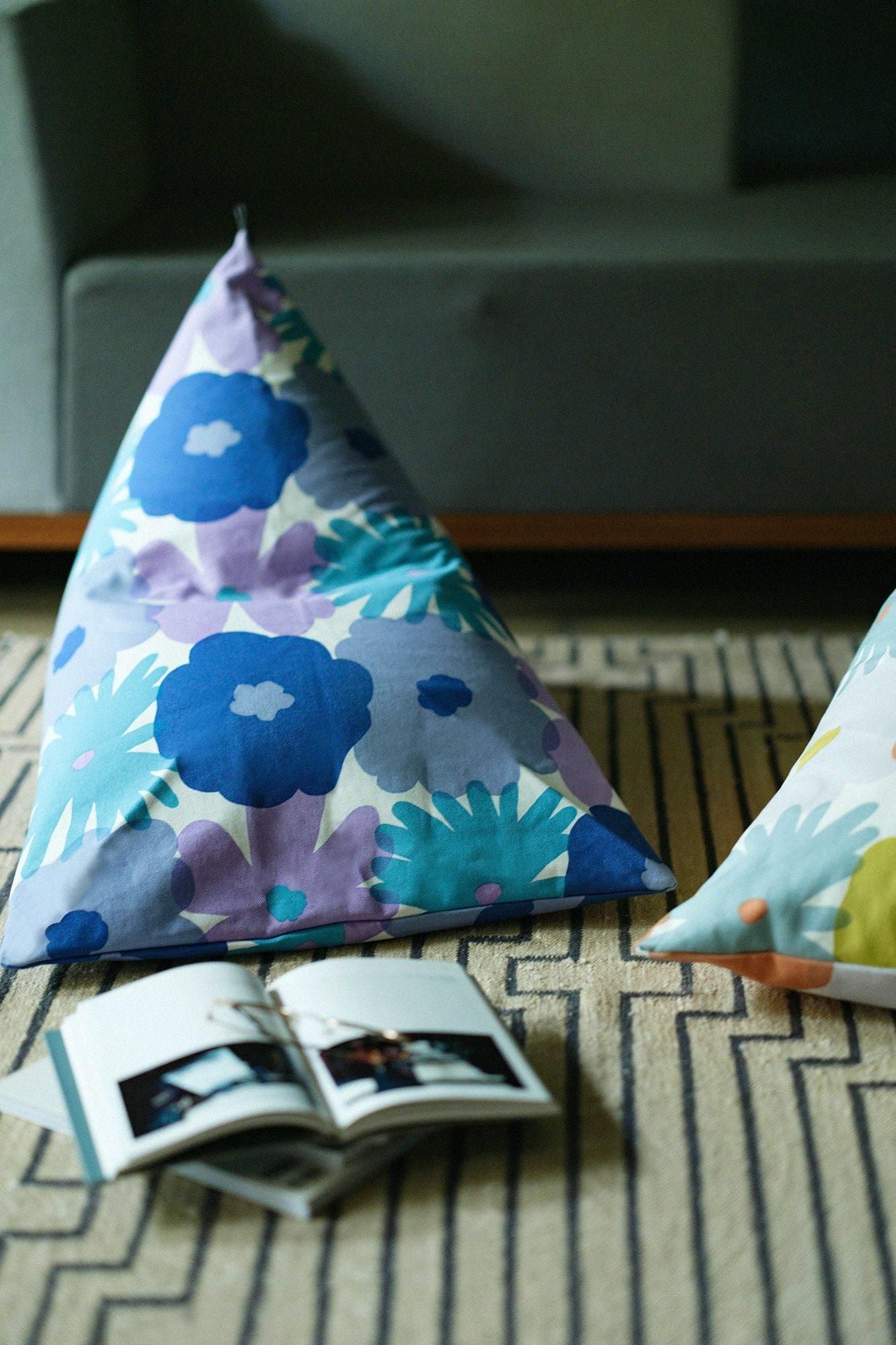 クッション座椅子/おおらかとりどり 中 水紫(すいし)【※お届けに約3週間】