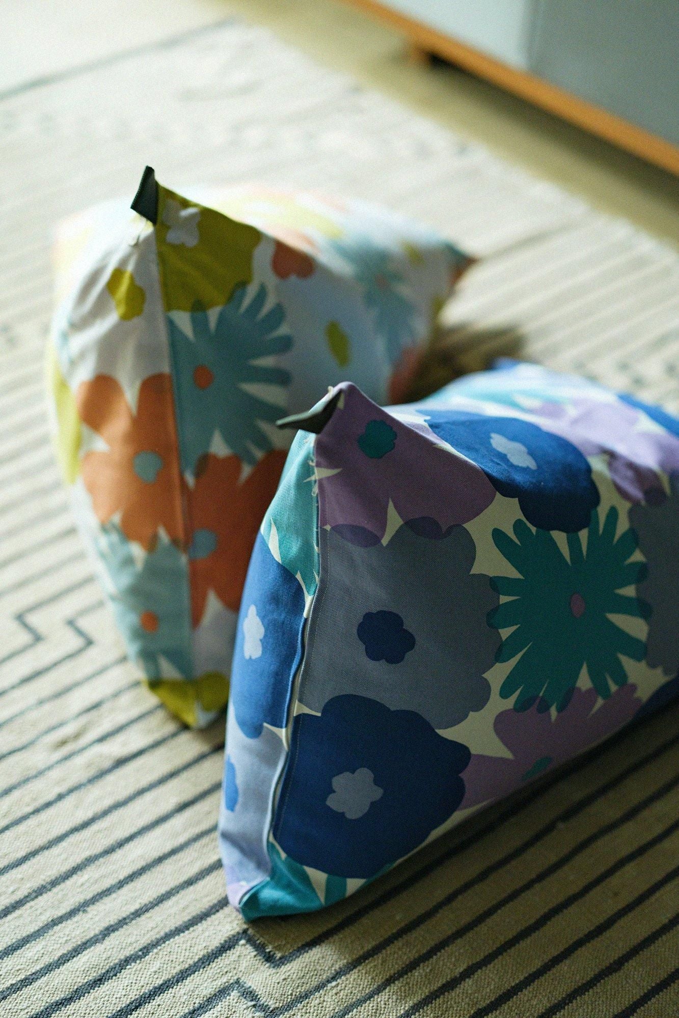 クッション座椅子/おおらかとりどり 中 水紫(すいし)【※お届けに約3週間】