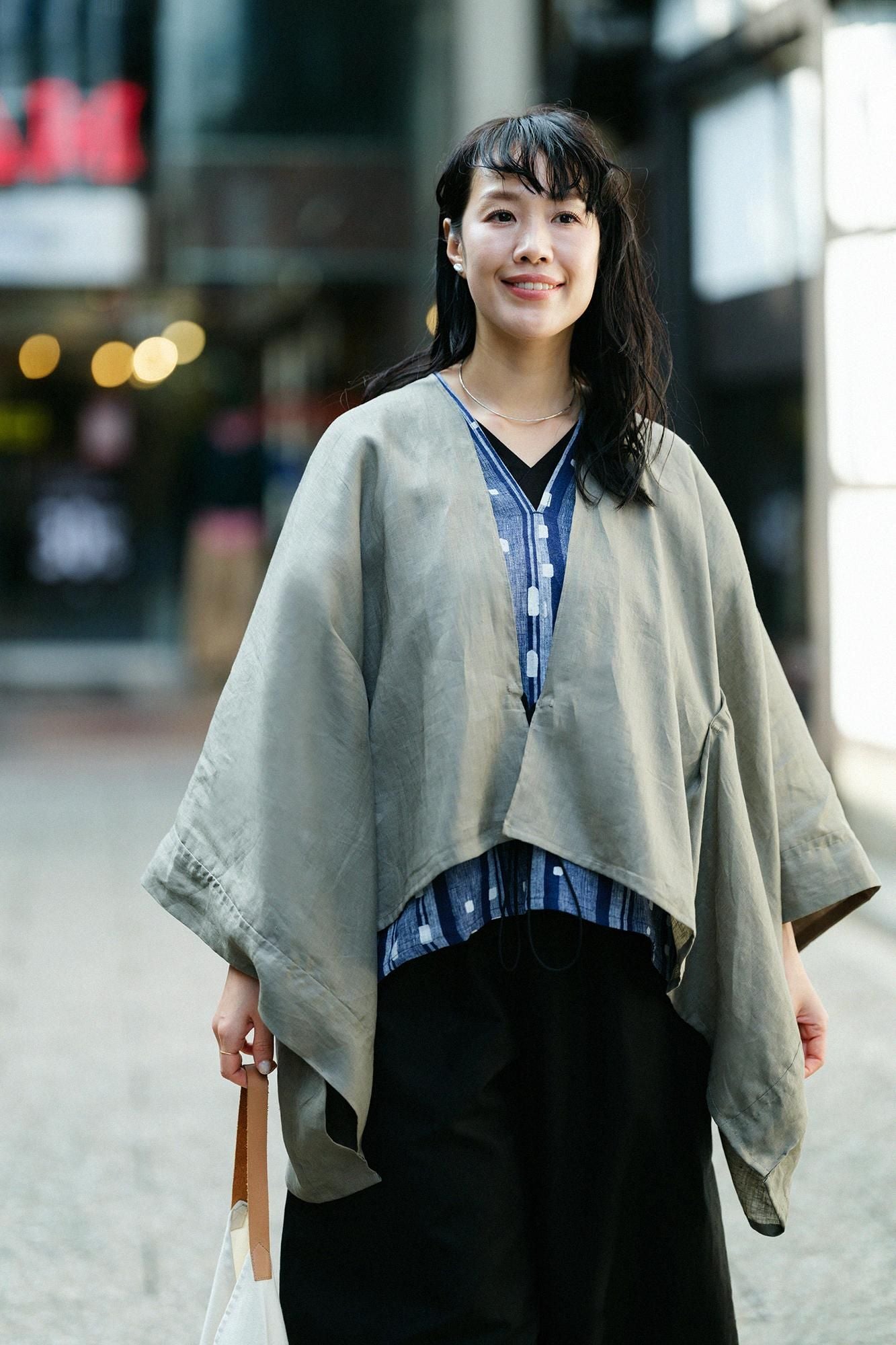 【官網限定】麻 如月披風斗篷 短版/米灰色