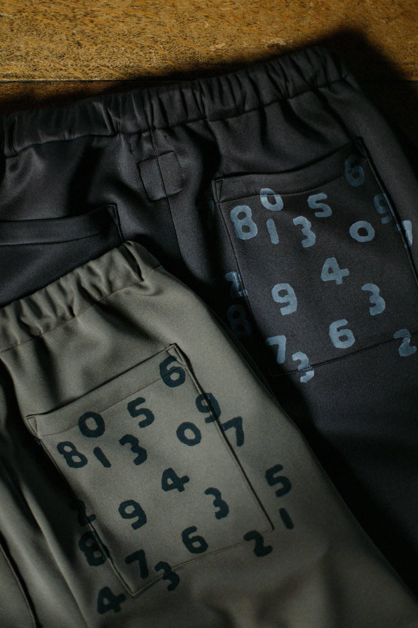 2WAY Stretch Cardboard Knit Wide Pants / Brownish Green