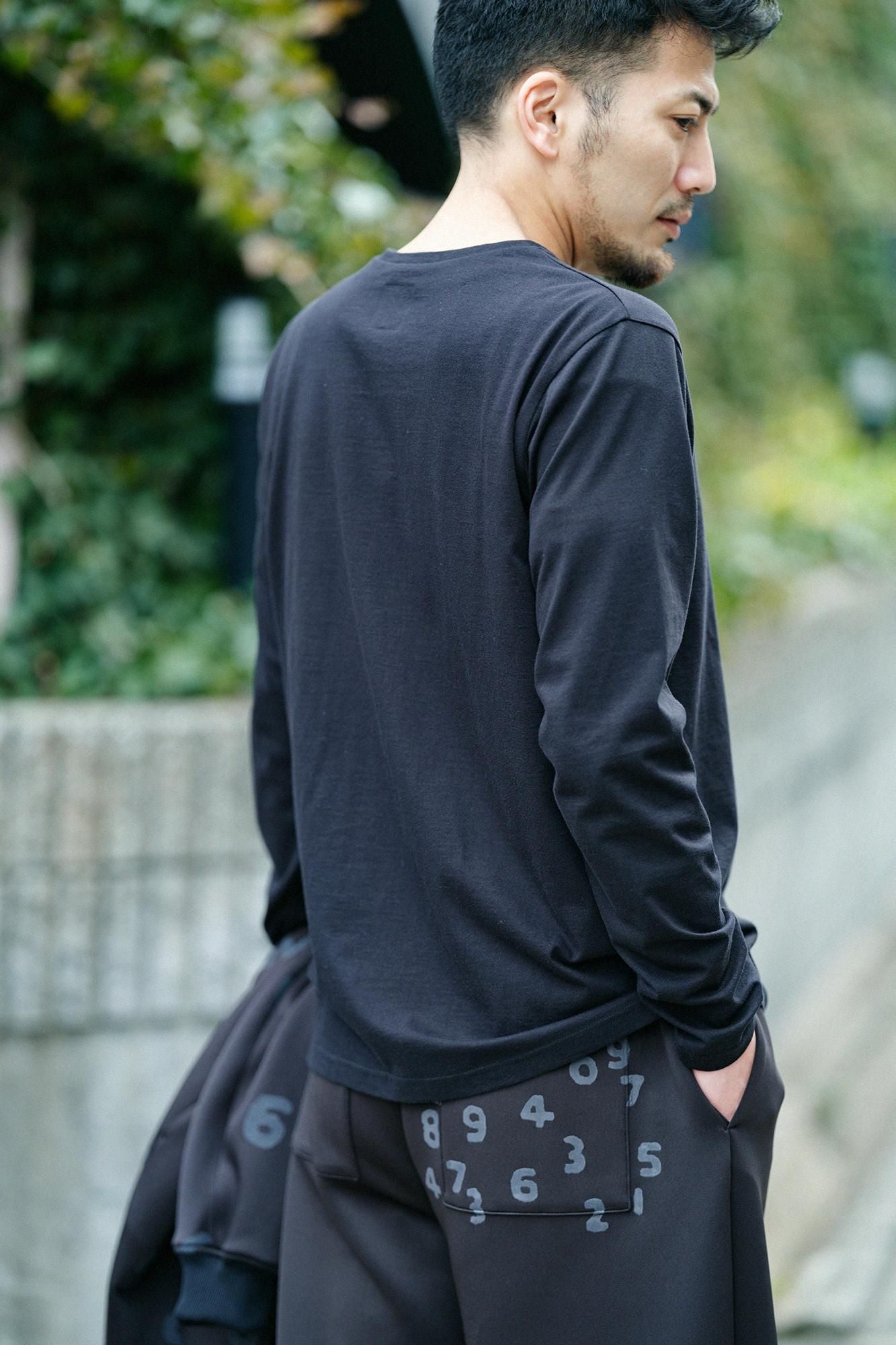 30單線 高密度平針織長袖口袋T-shirt /黑色