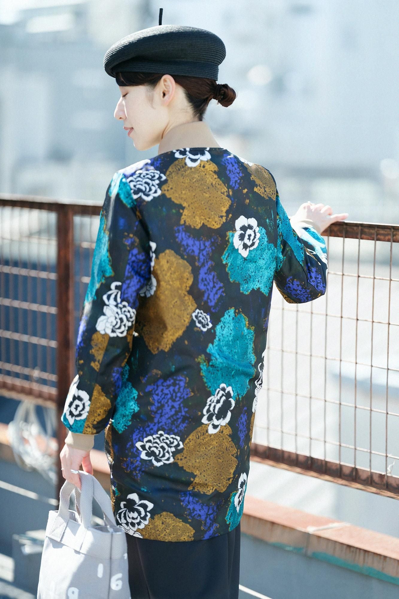 60双Gabardine可逆的盛装鞋/木兰颜色(Mokuranjiki)X Raw Stone