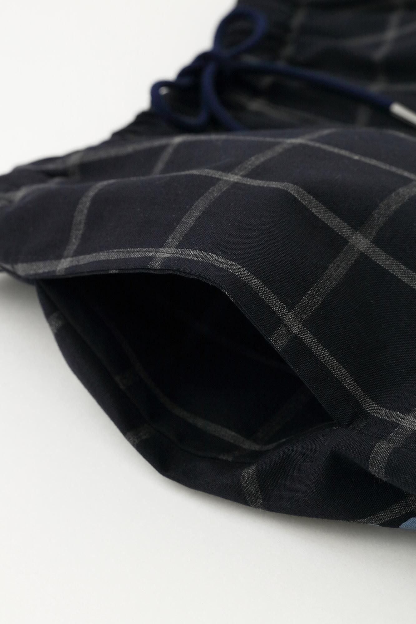 高密度防絨布 休閒窄管長褲/暗藍色格紋