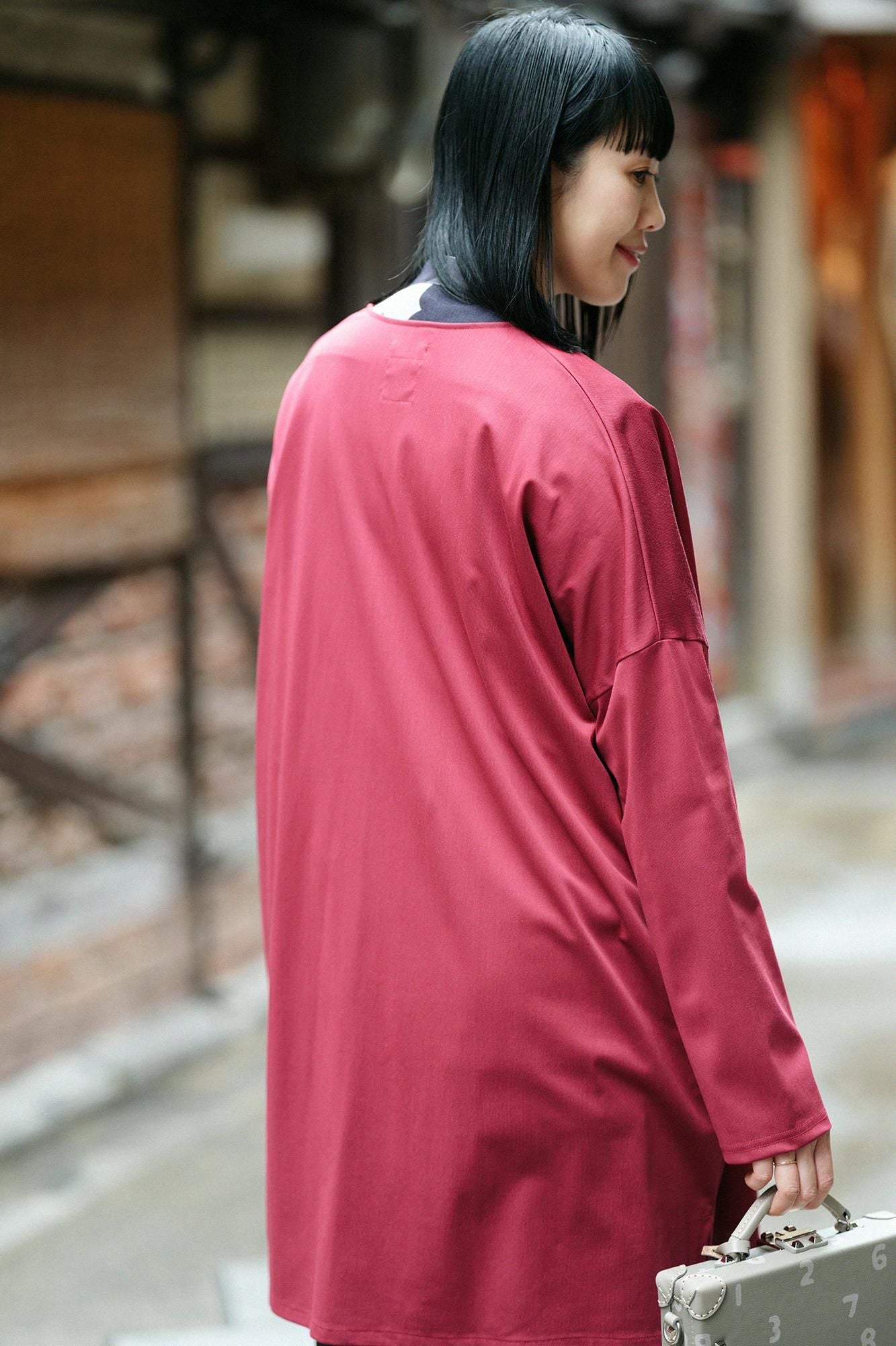 코튼 트리아세테이트 V넥 빛튜닉가디건/붉은 녹 색 (빨간 녹)