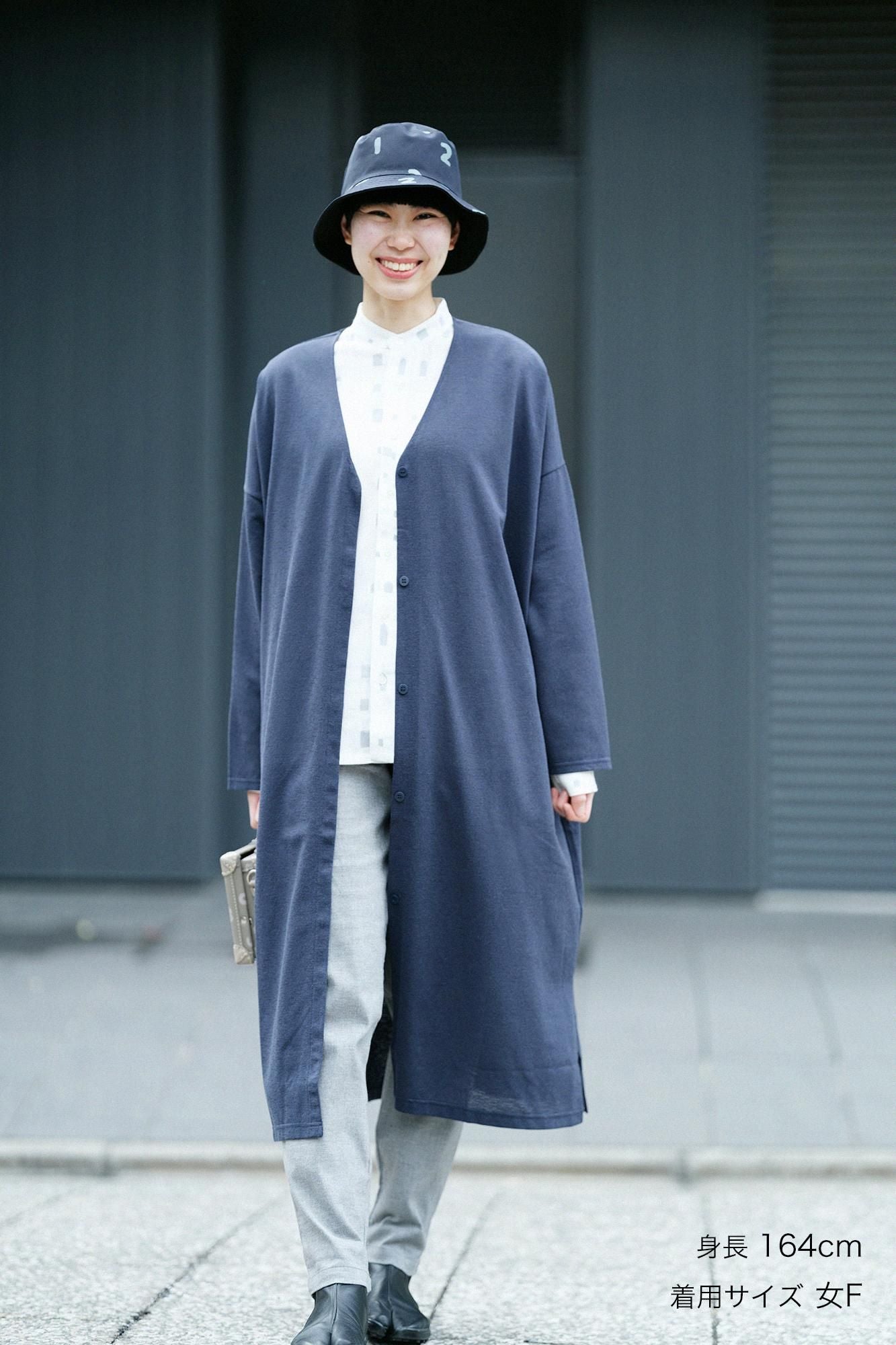 綿麻混 リランチェ(R) Vネック ライトコート/留紺(とめこん)