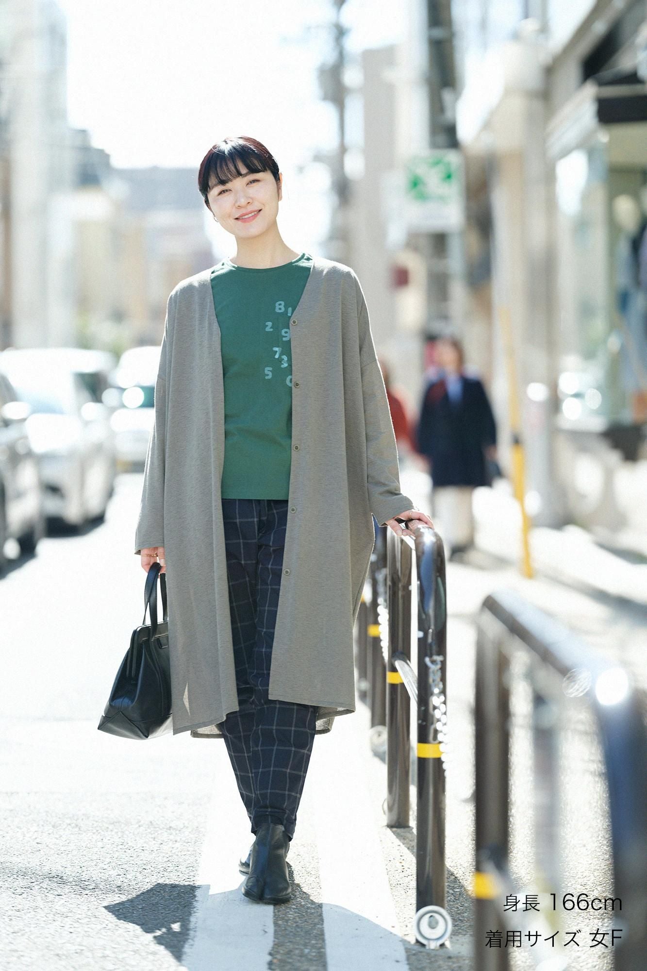 綿麻混 リランチェ(R) Vネック ライトコート/柳茶(やなぎちゃ)