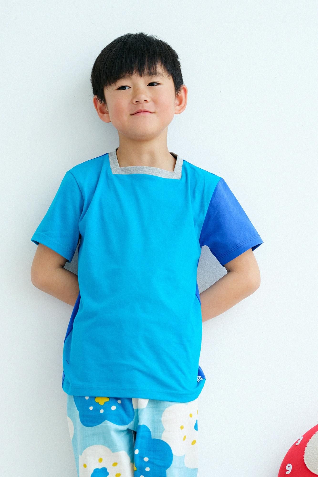 ● Square Neck T-shirt Bi-color / Sky Blue × Blue