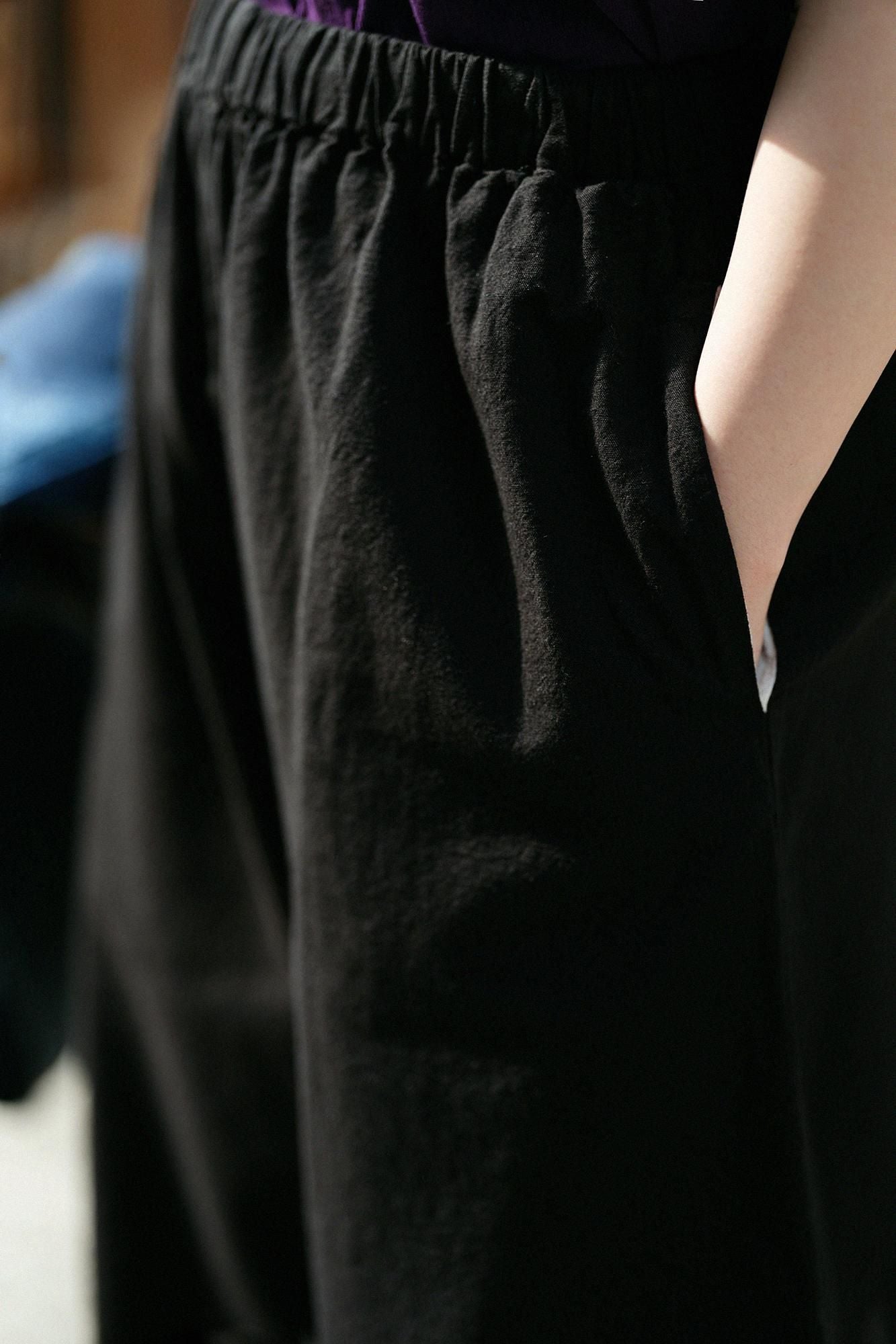 伊勢木棉20/20麻混紡闊腿褲短版/黑色