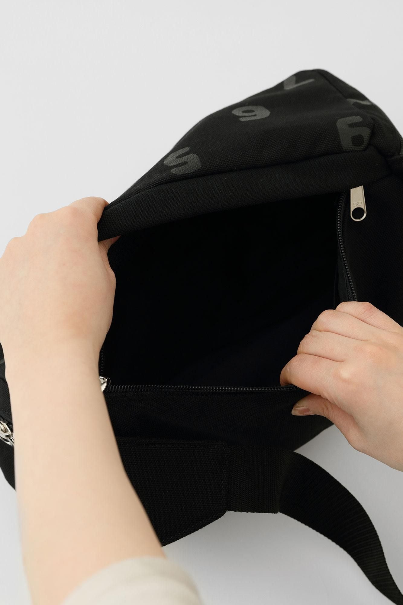 BOX ボディバッグ 5.2/SO-SU-U 濡羽色(ぬればいろ)×濡羽色(ぬればいろ)