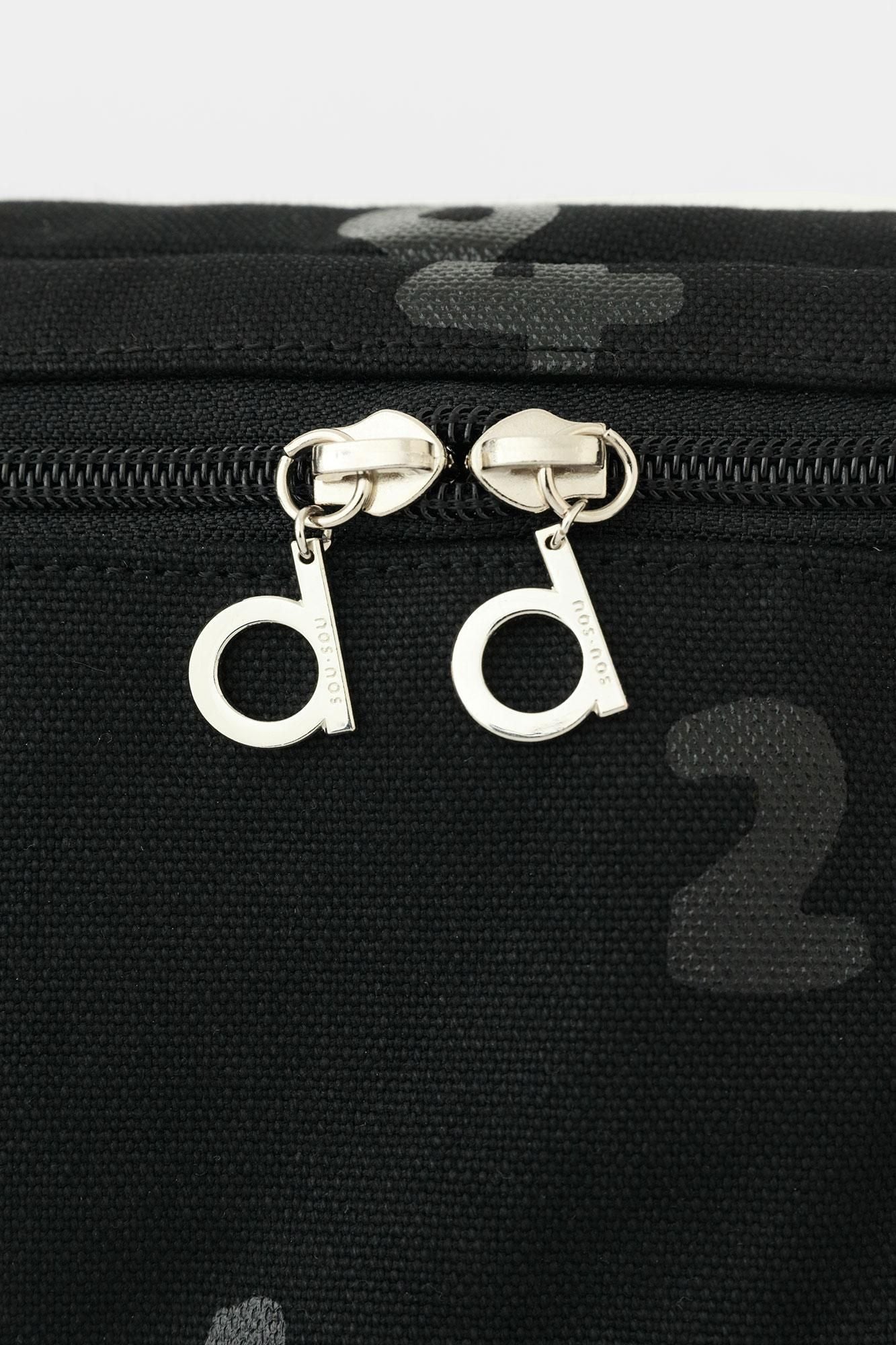 BOX ボディバッグ 5.2/SO-SU-U 濡羽色(ぬればいろ)×濡羽色(ぬればいろ)