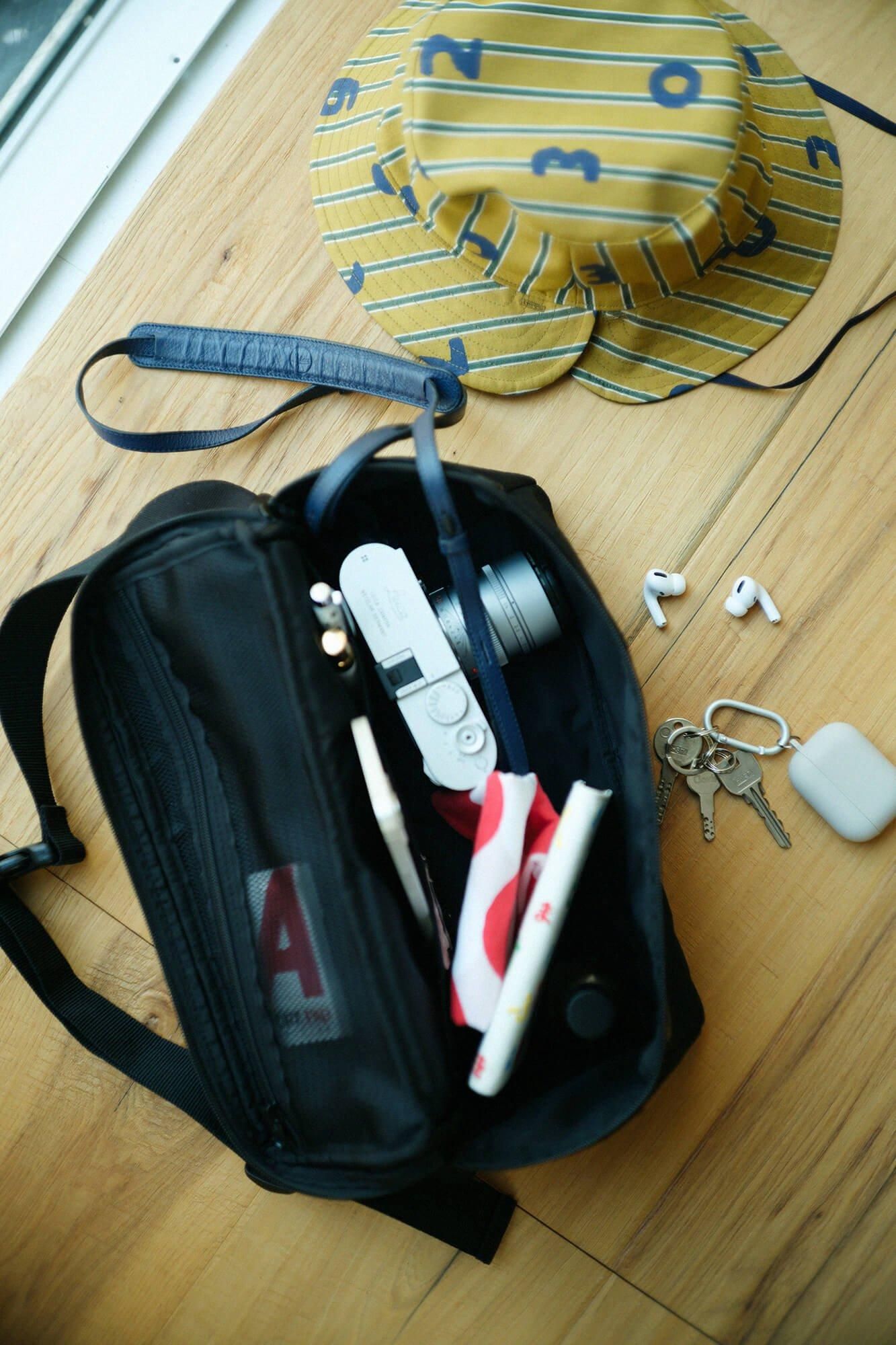 BOX ボディバッグ 5.2/SO-SU-U 濡羽色(ぬればいろ)×濡羽色(ぬればいろ)