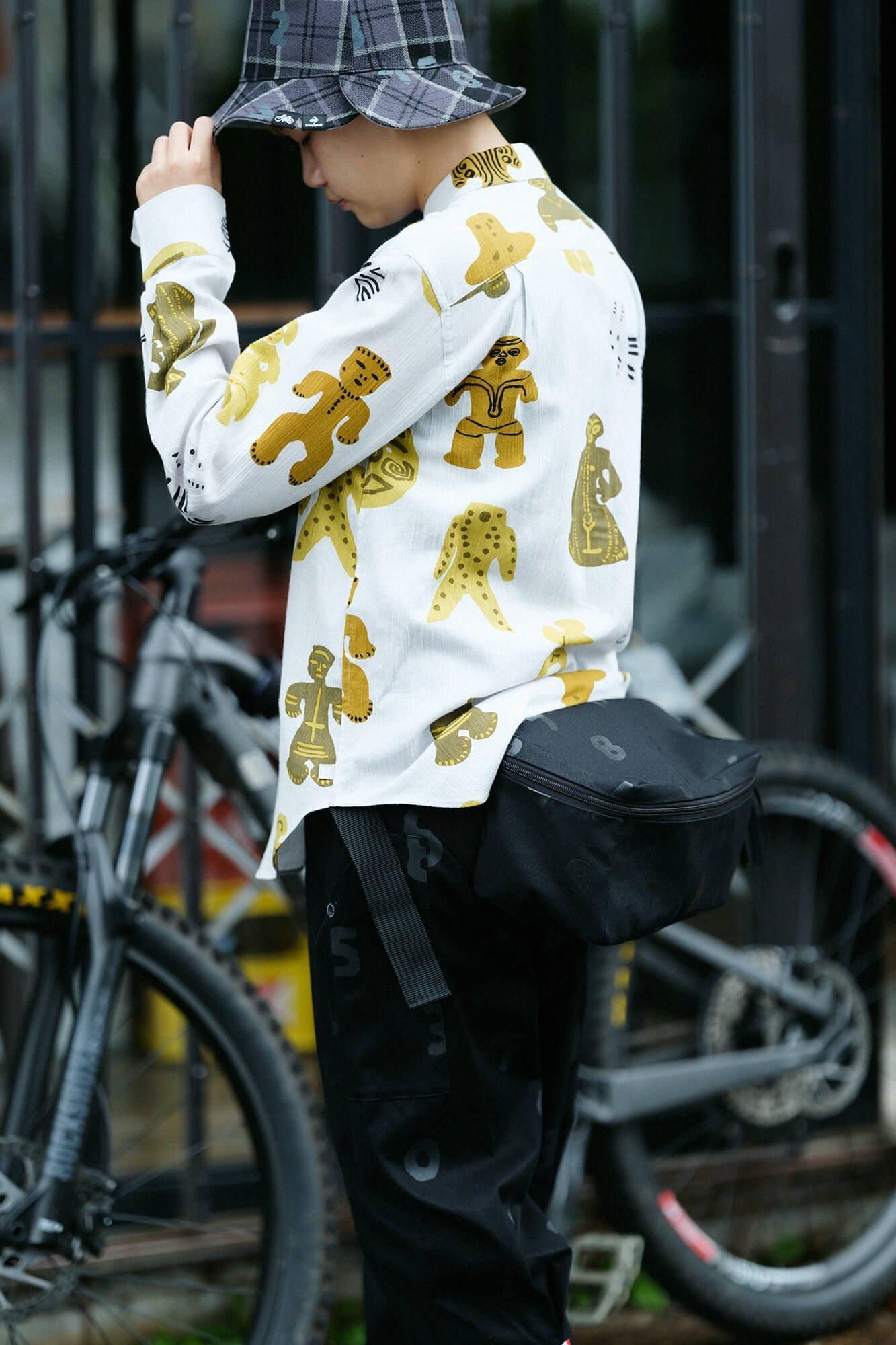 BOX ボディバッグ 5.2/SO-SU-U 濡羽色(ぬればいろ)×濡羽色(ぬればいろ)