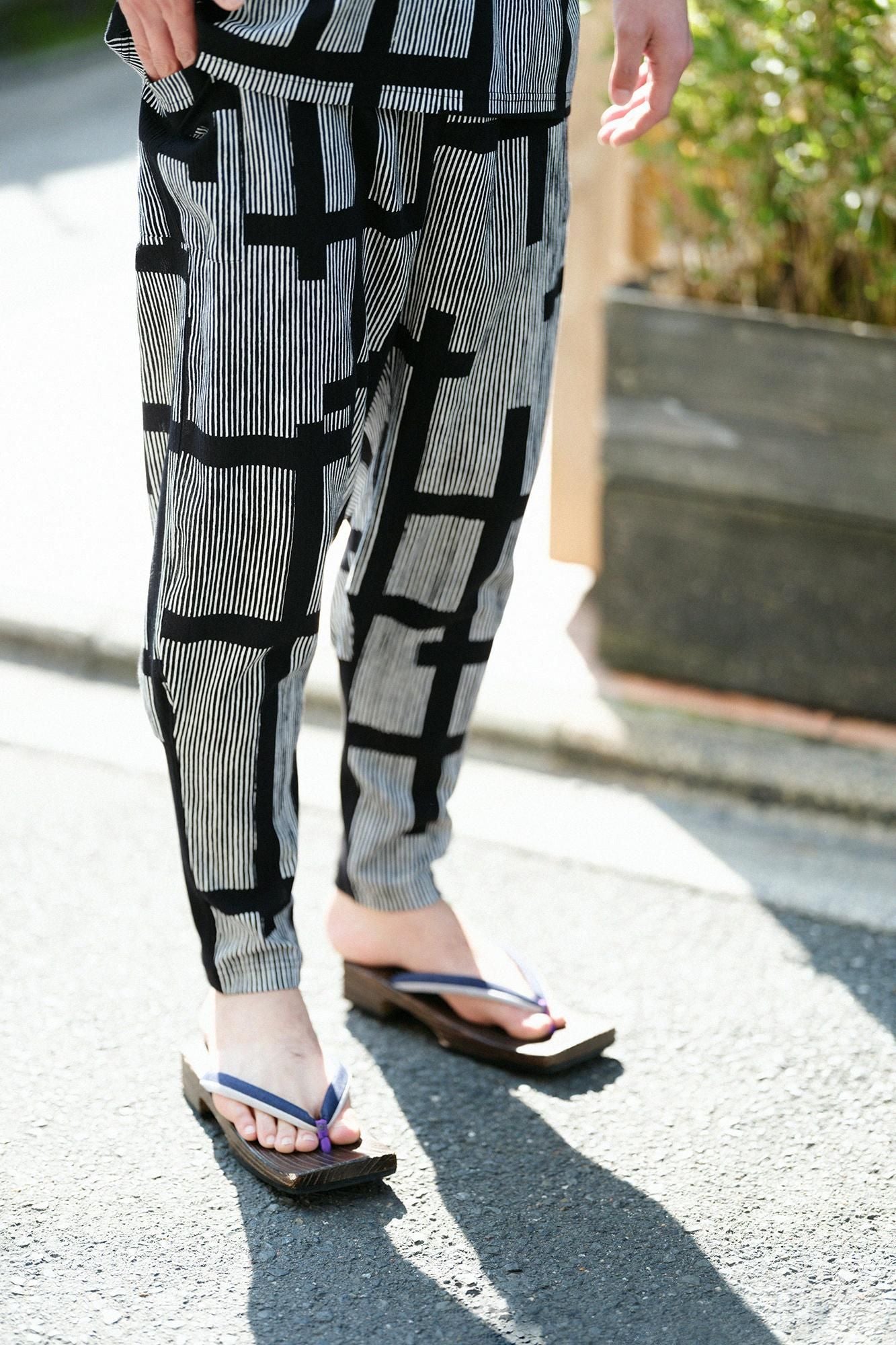 Chizimi Cotton 20/20 Harem Pants / Staggered Stripes Fence