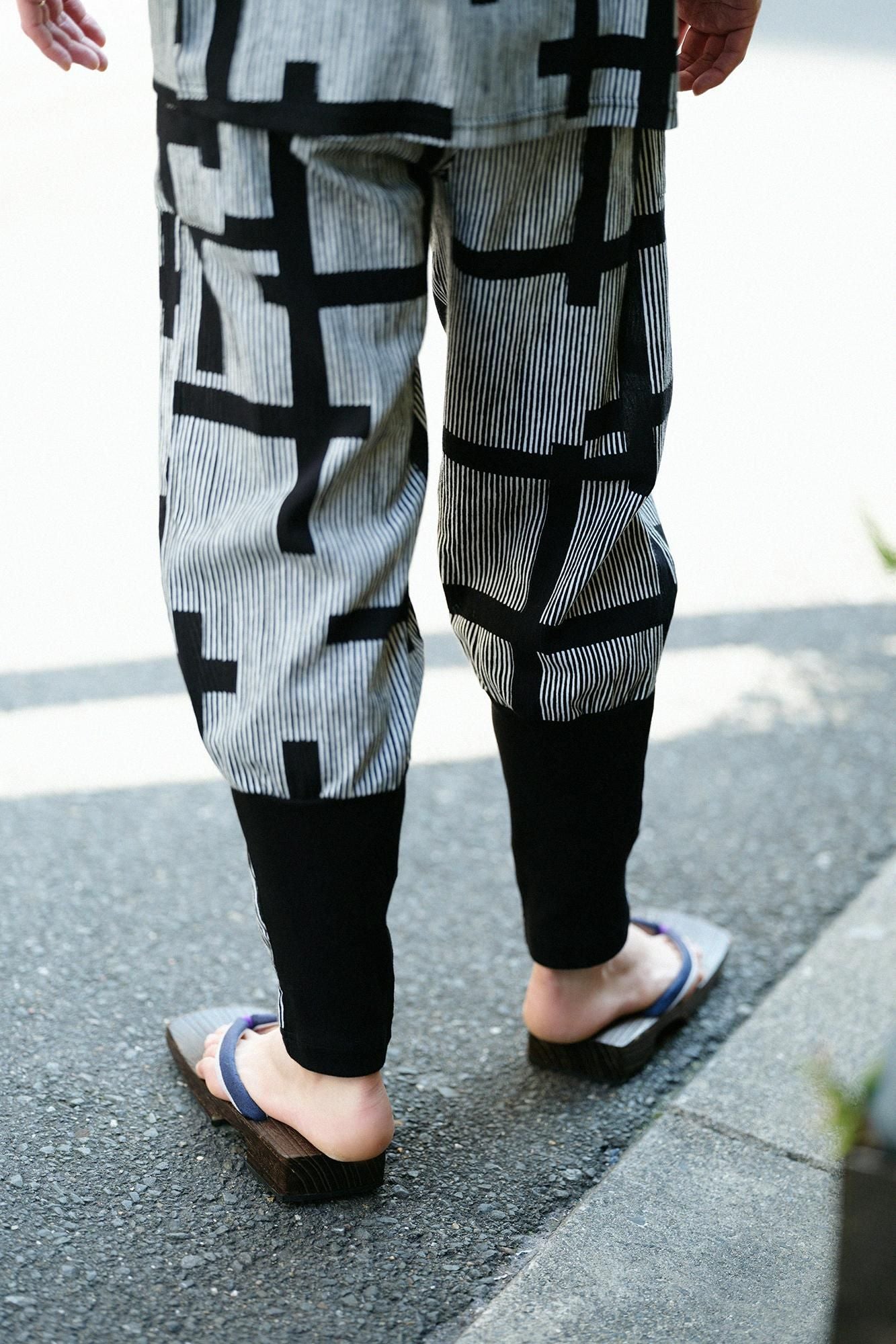 Chizimi Cotton 20/20 Harem Pants / Staggered Stripes Fence