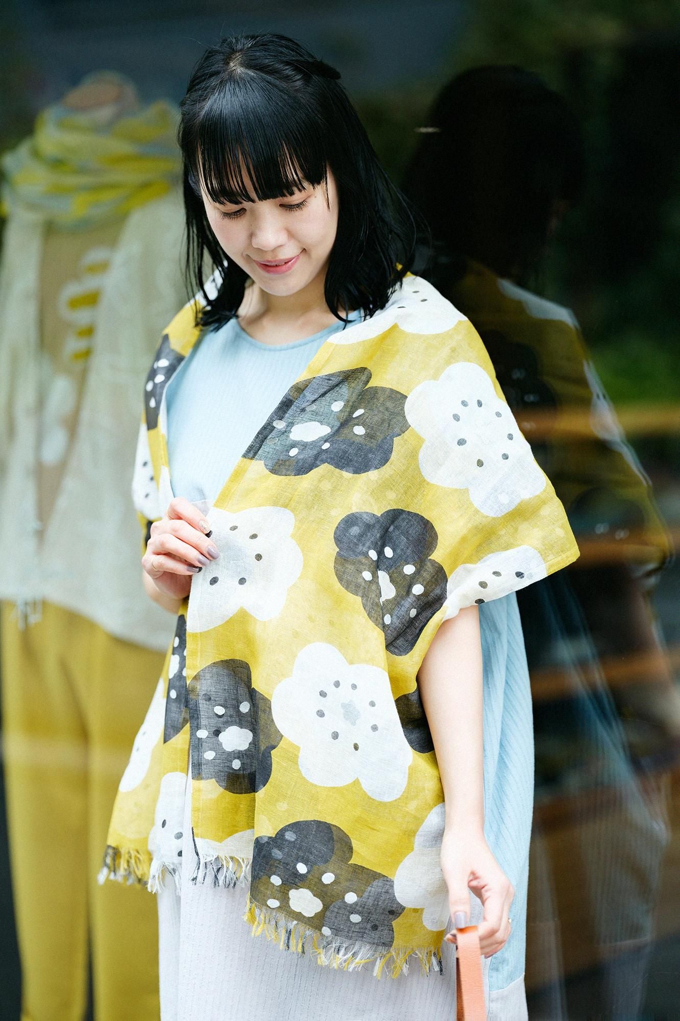 Cotton-linen Blend Ring-shaped Scarf / Smile Mustard Color