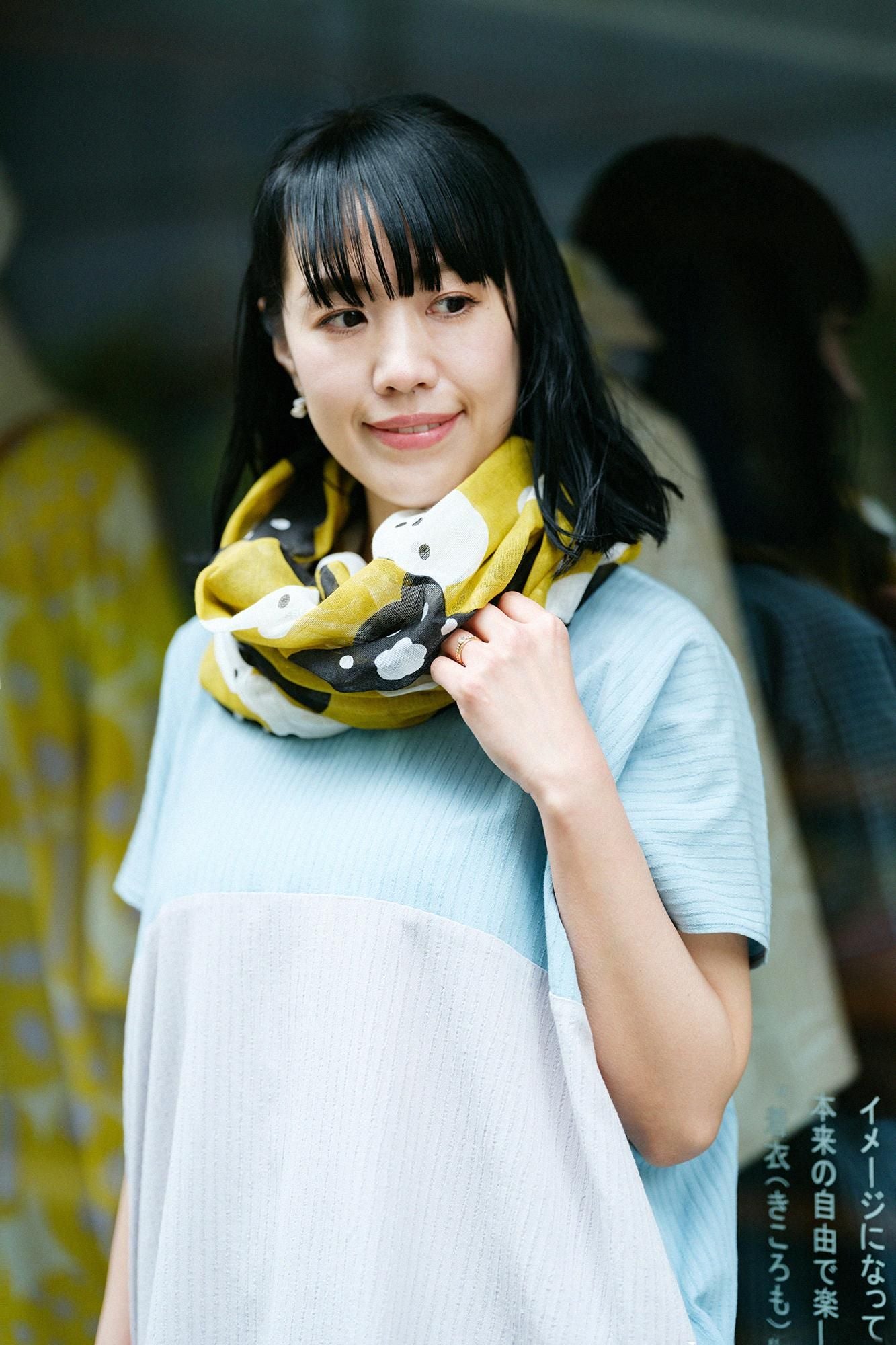 Cotton-linen Blend Ring-shaped Scarf / Smile Mustard Color