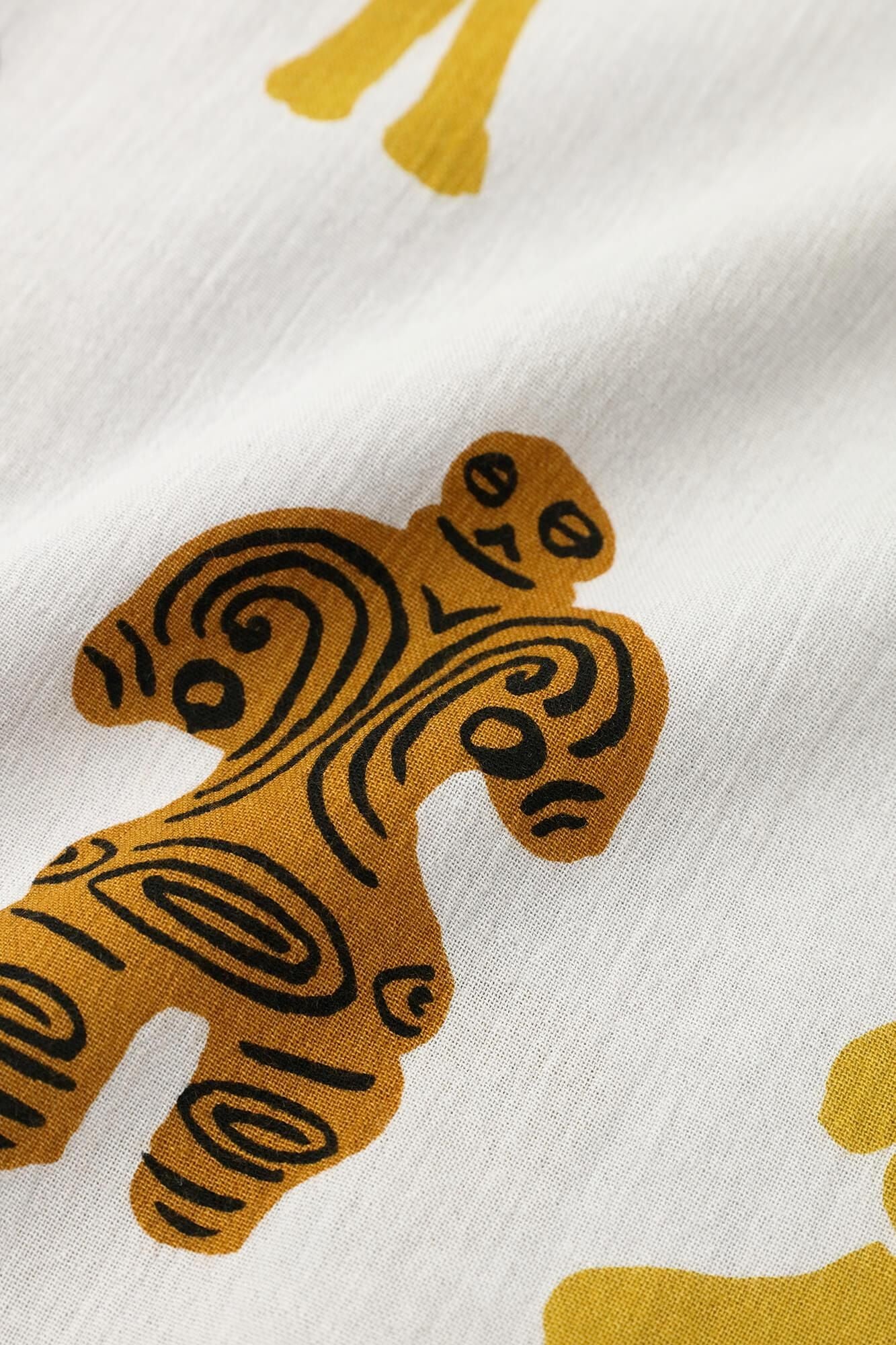 Chizimi Cotton 20/20 Stand Collar Short Sleeve Shirt / Clay Figure