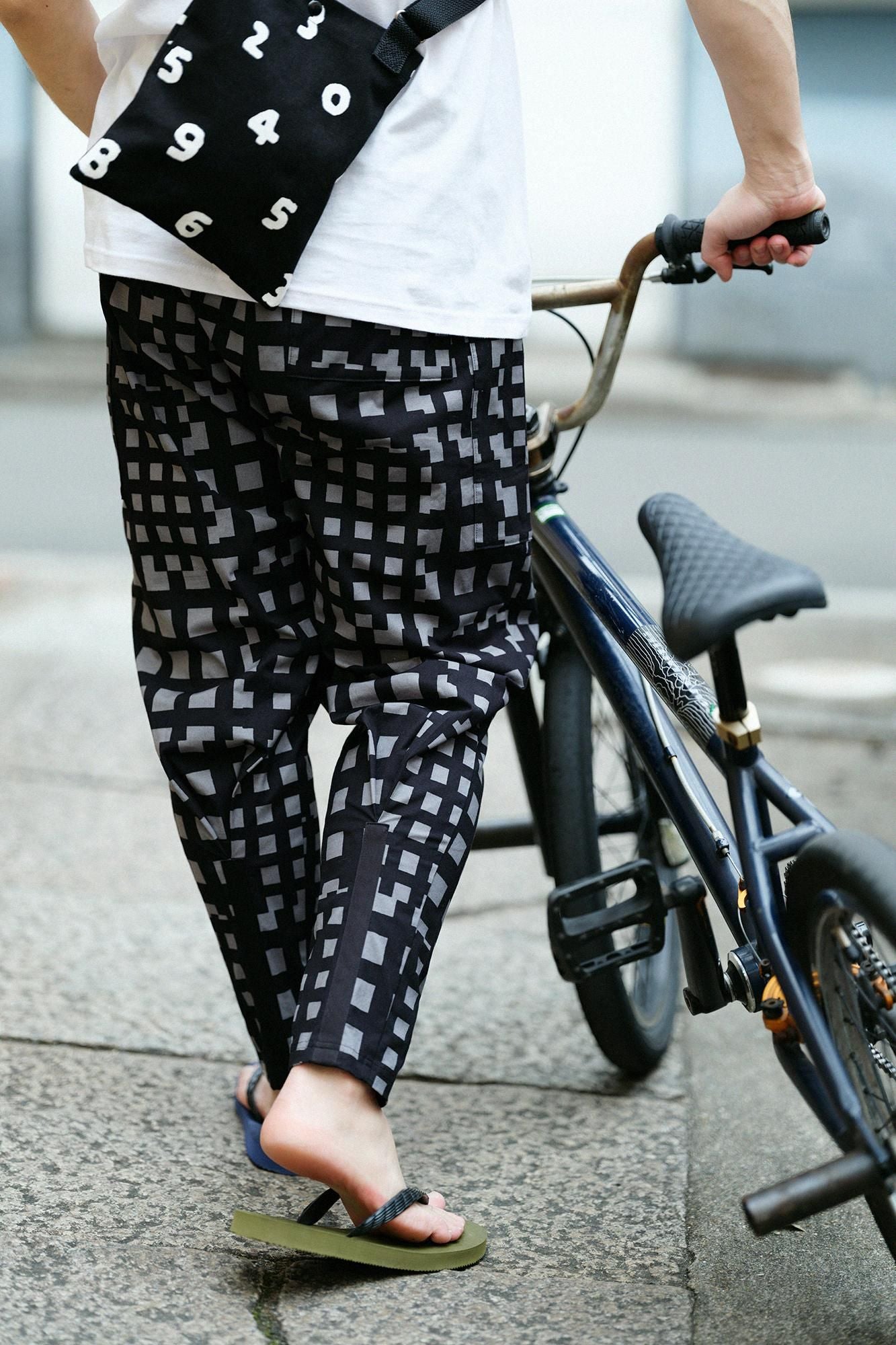 【官網限定】棉麻混紡BIKE 修腿馬術褲/竹欄柵