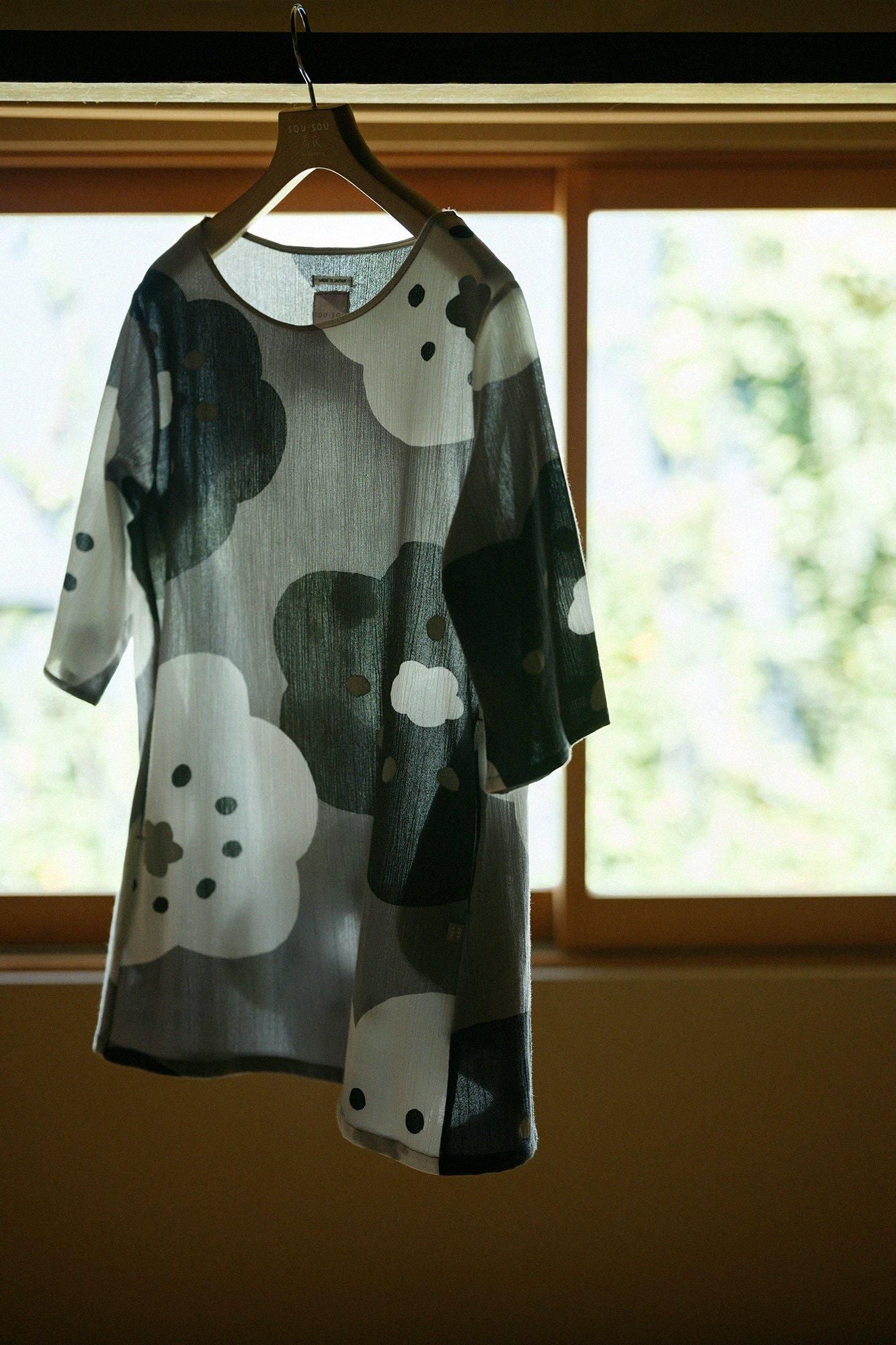 Chizimi Cotton 20/20 Elbow Length Sleeve Tunic / Smile