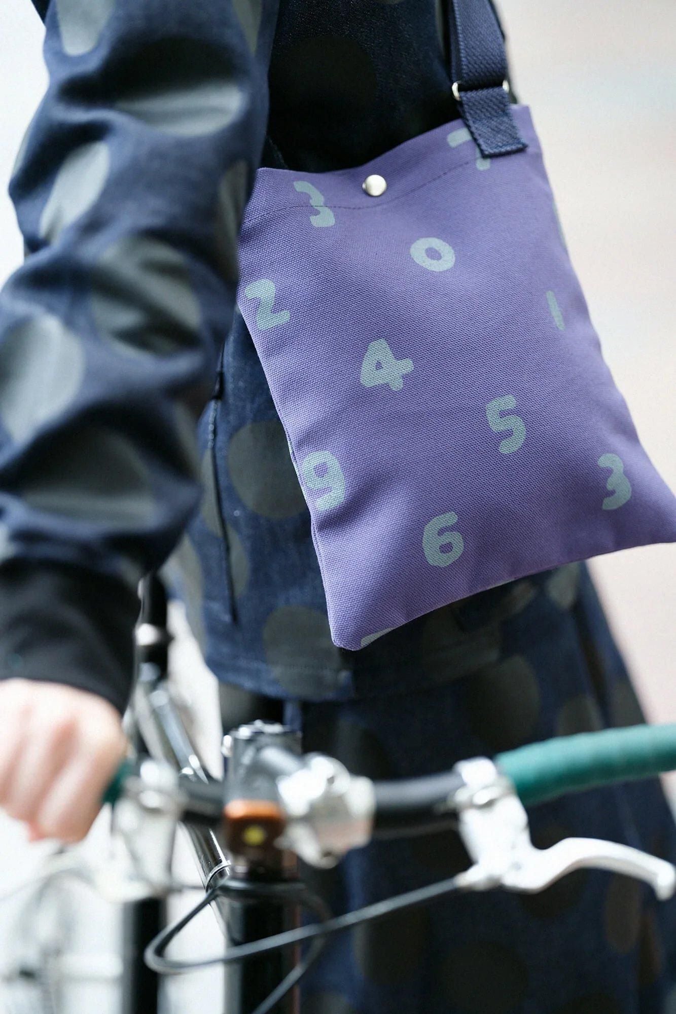 帆布 サコッシュ 小/SO-SU-U 江戸紫(えどむらさき)×灰青(はいあお)