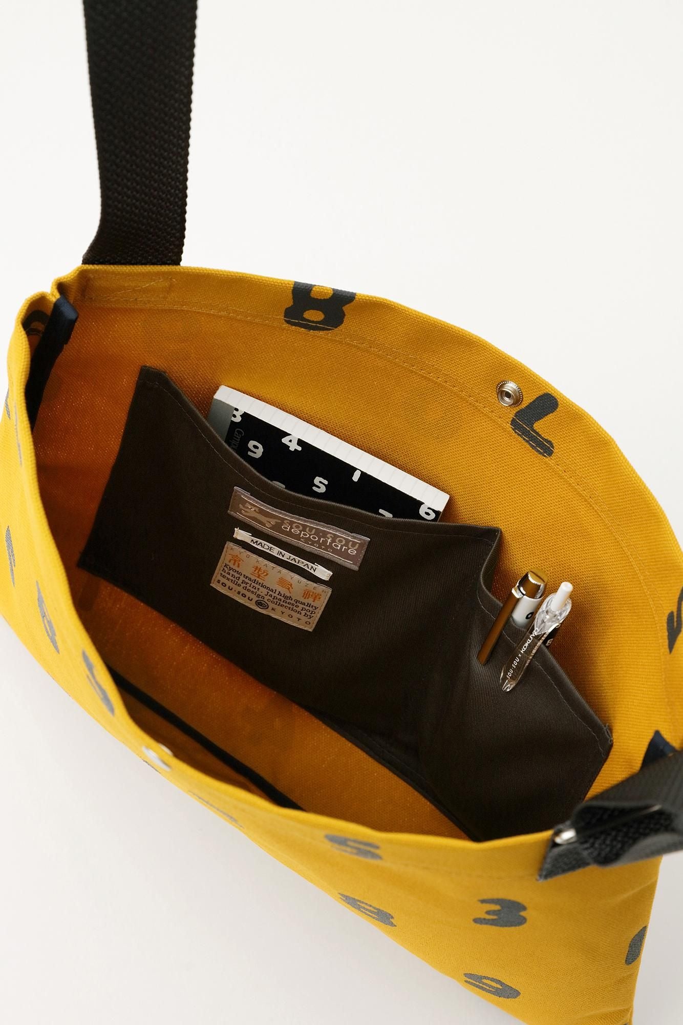 帆布 サコッシュ/SO-SU-U 芥子色(からしいろ)×濃灰(こいはい)