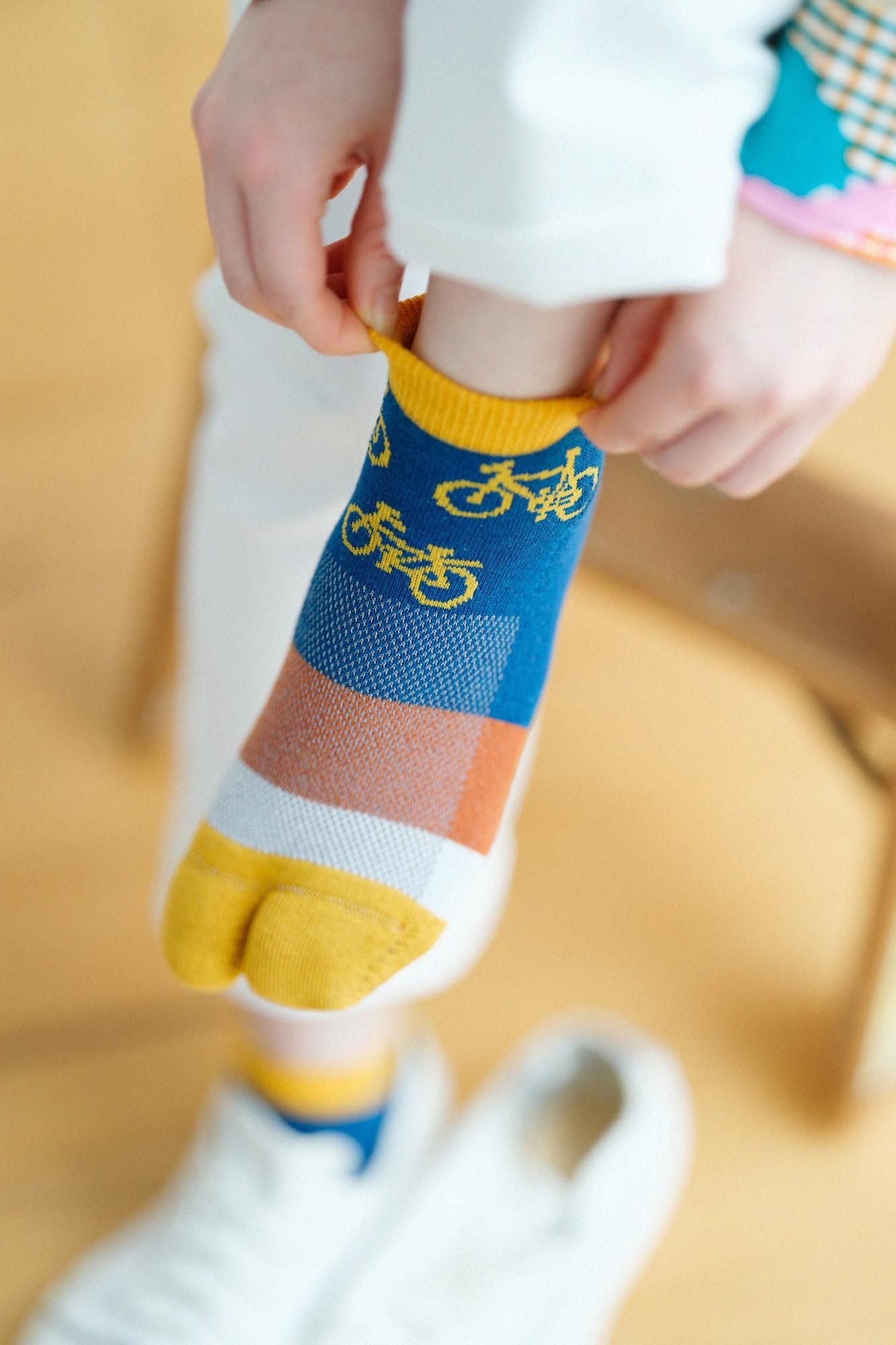 쿠션 더미와 메쉬타비양말(각도 길이)/챠린챠린 노란색