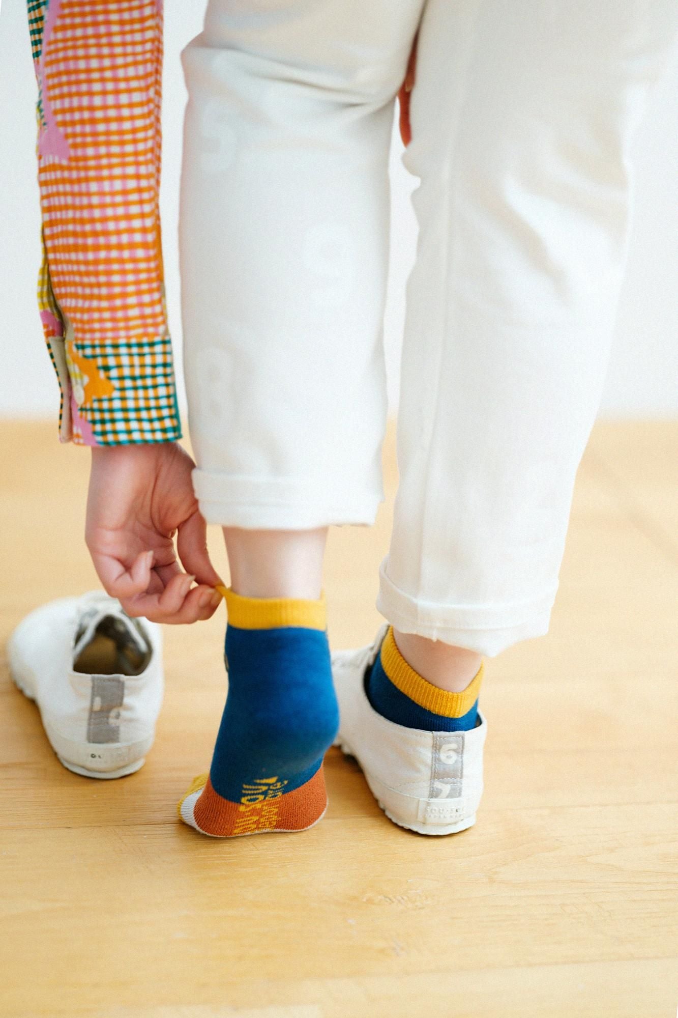 쿠션 더미와 메쉬타비양말(각도 길이)/챠린챠린 노란색