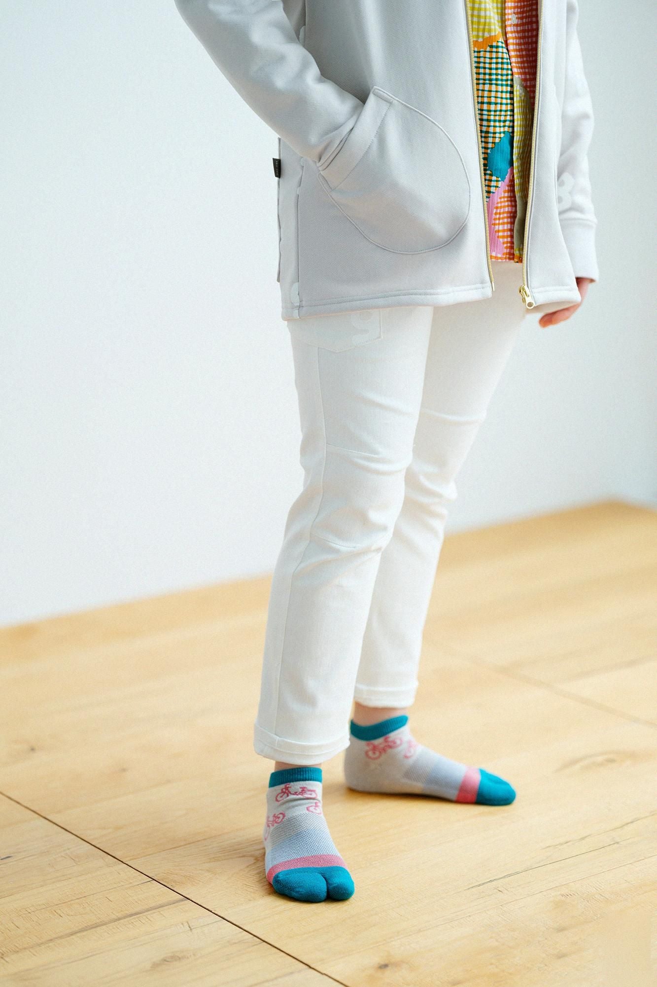 쿠션 더미와 메쉬타비양말(각도 길이)/챠린챠린 짙은 초록색