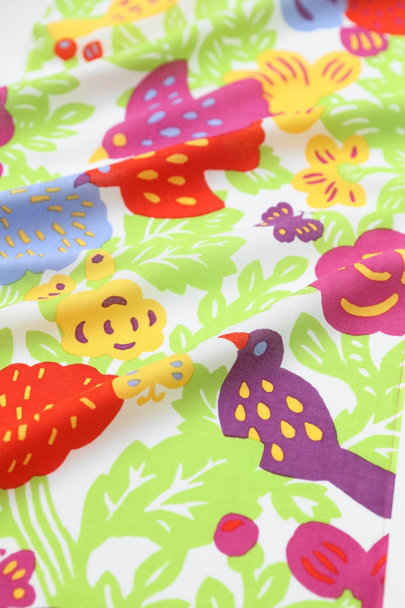 按重量出售的纺织品 (Ise Momen tenugui)/tori <50cm>