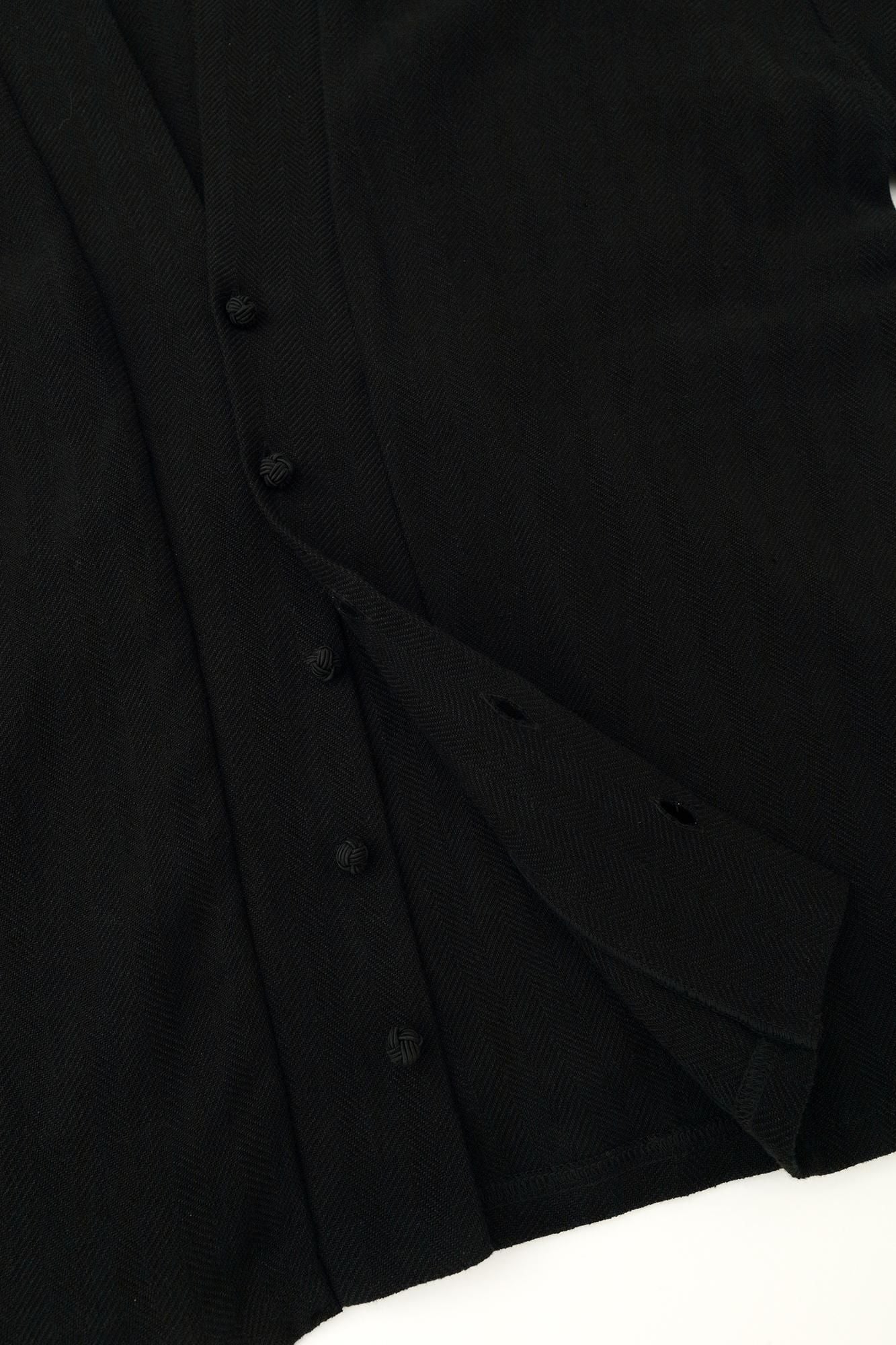 【官網限定】棉麻紡人字形斜紋織伯爵外套 宮中袖/黑色