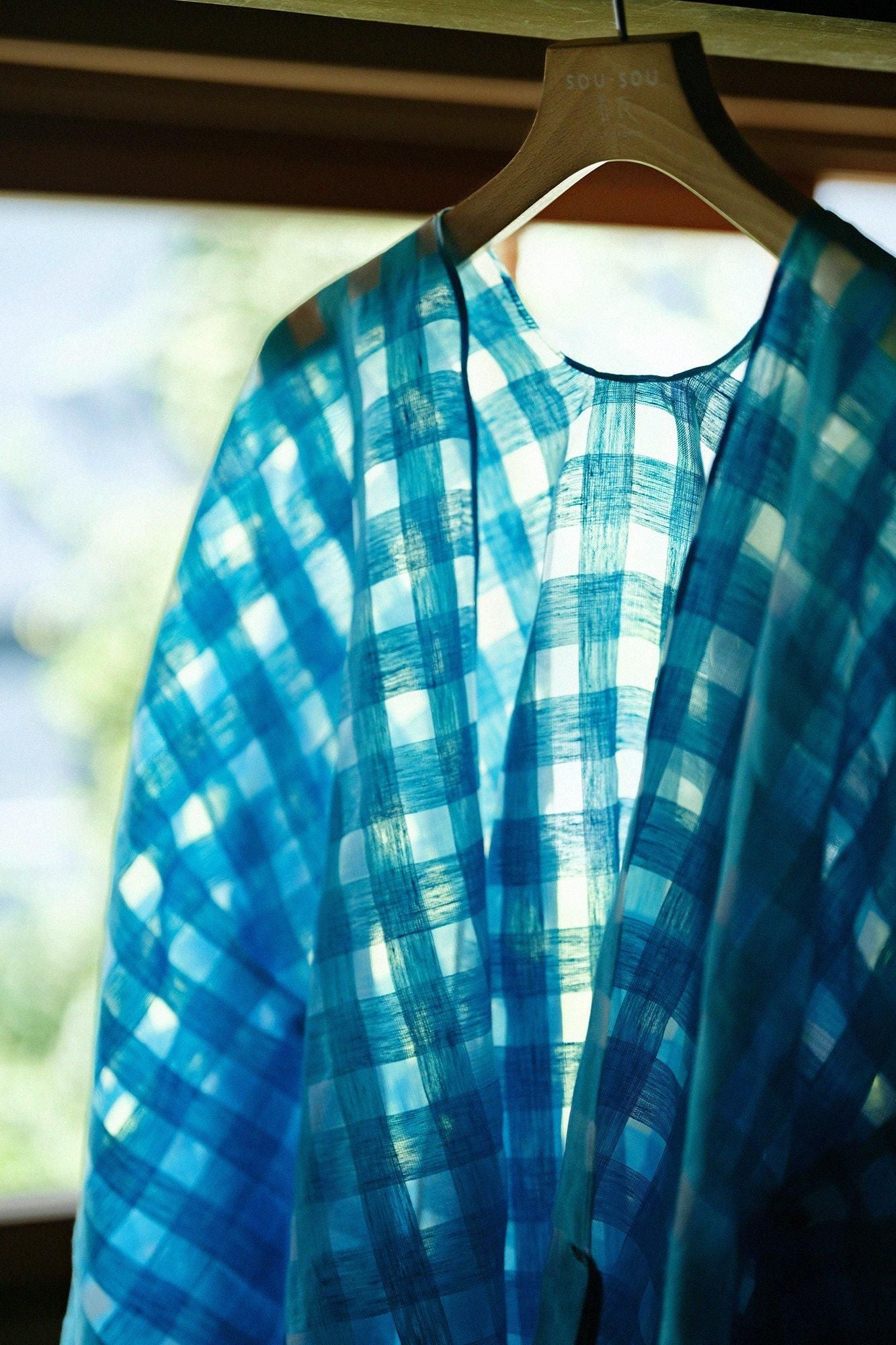 麻 透かし格子織(こうしおり) きさらぎ 短丈(みじかたけ)/新橋色(しんばしいろ)