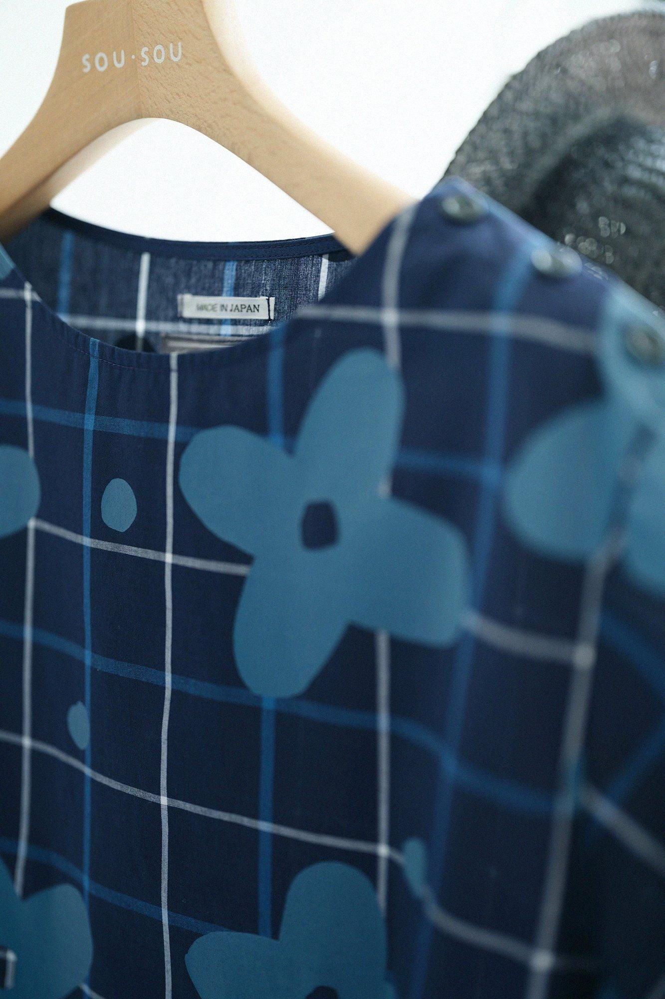 【官網限定】靛藍染密織平紋布格紋BIKE 連身裙/山花風