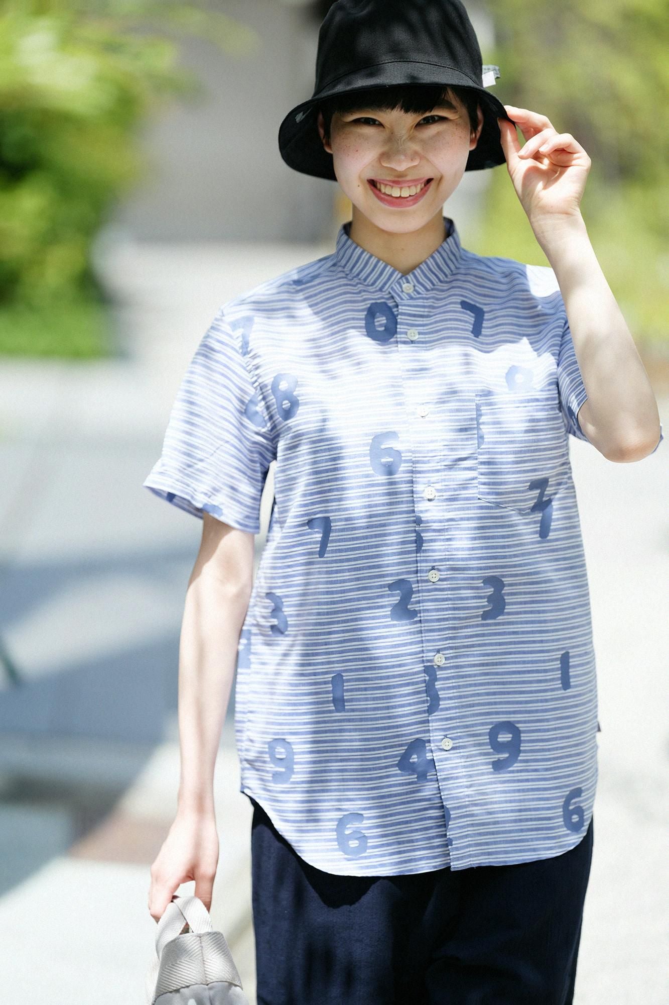 棉麻 薄紗 立領短袖襯衫/ SO-SU-U十數 寶藍色 粗細條紋